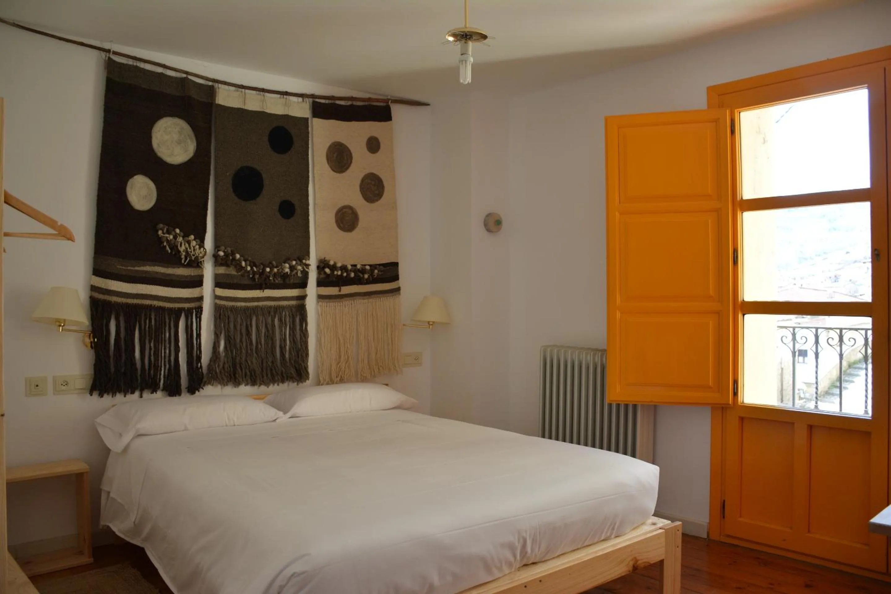Bedroom, Bed in Posada Hoyos de Iregua