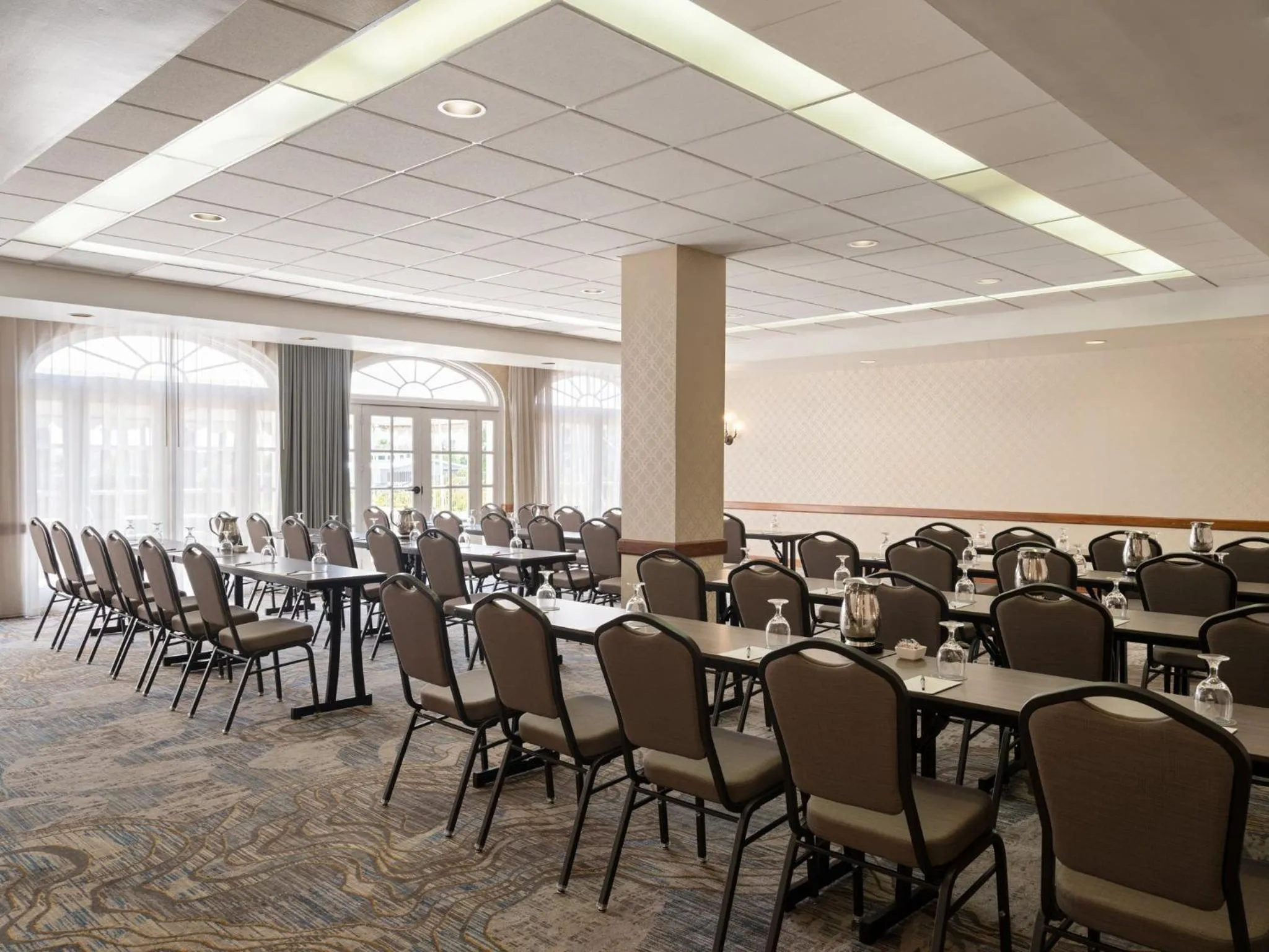 Meeting/conference room in Crowne Plaza Phoenix - Chandler Golf Resort by IHG