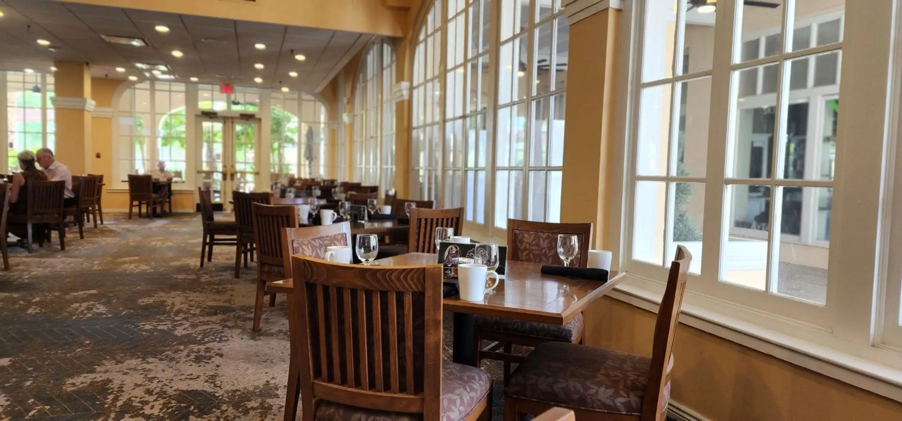 Restaurant/places to eat in Crowne Plaza Phoenix - Chandler Golf Resort by IHG Restaurant/places to eat in Crowne Plaza Phoenix - Chandler Golf Resort by IHG