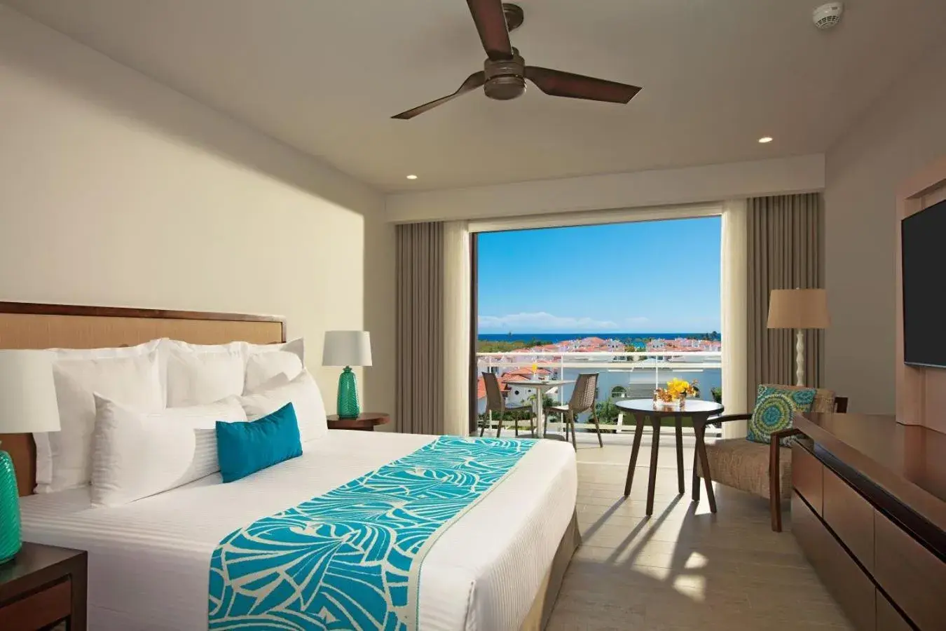 Balcony/Terrace, Bed in Dreams Dominicus La Romana Resort & Spa Balcony/Terrace, Bed in Dreams Dominicus La Romana Resort & Spa