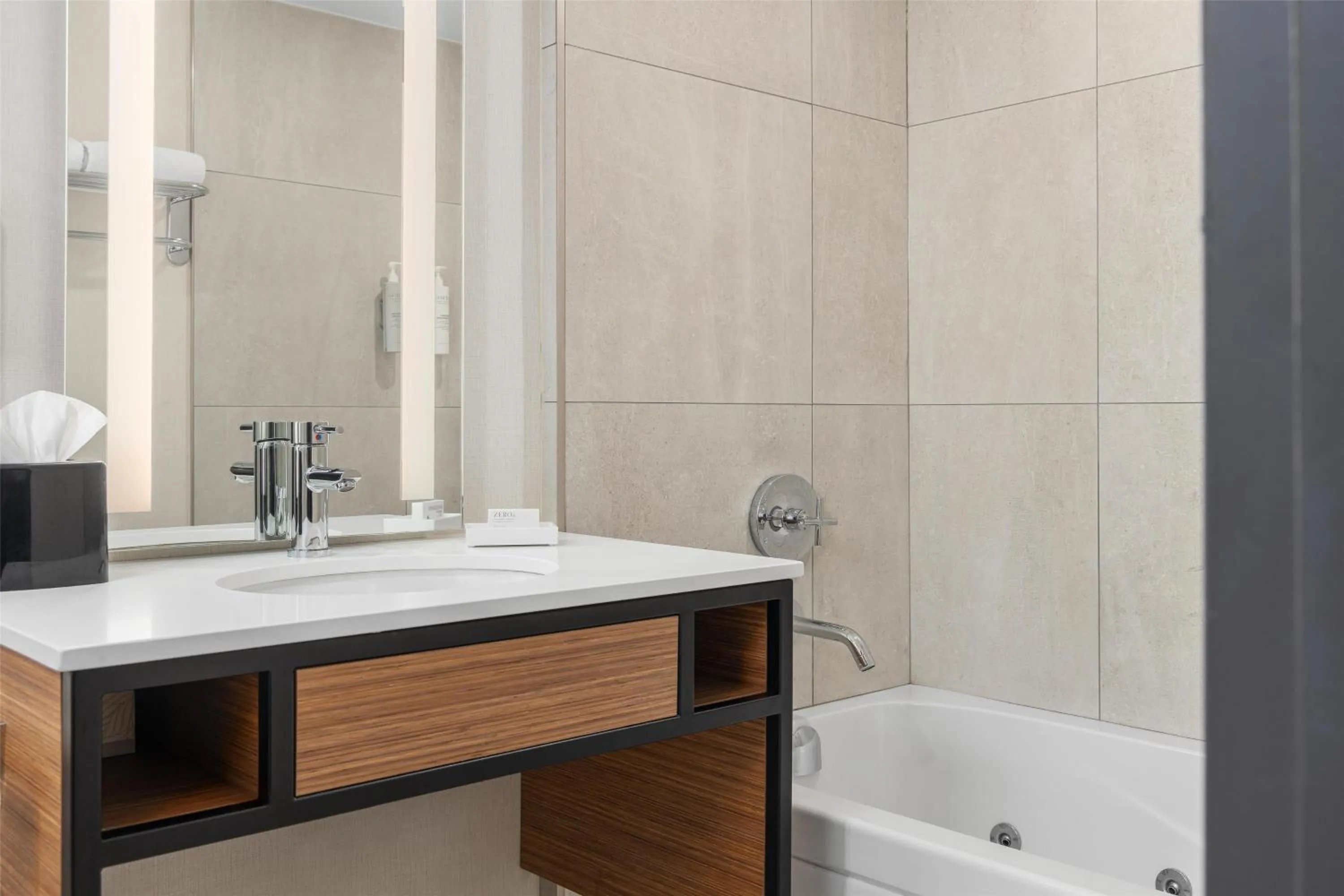 Bathroom in Hilton Garden Inn Toronto Airport