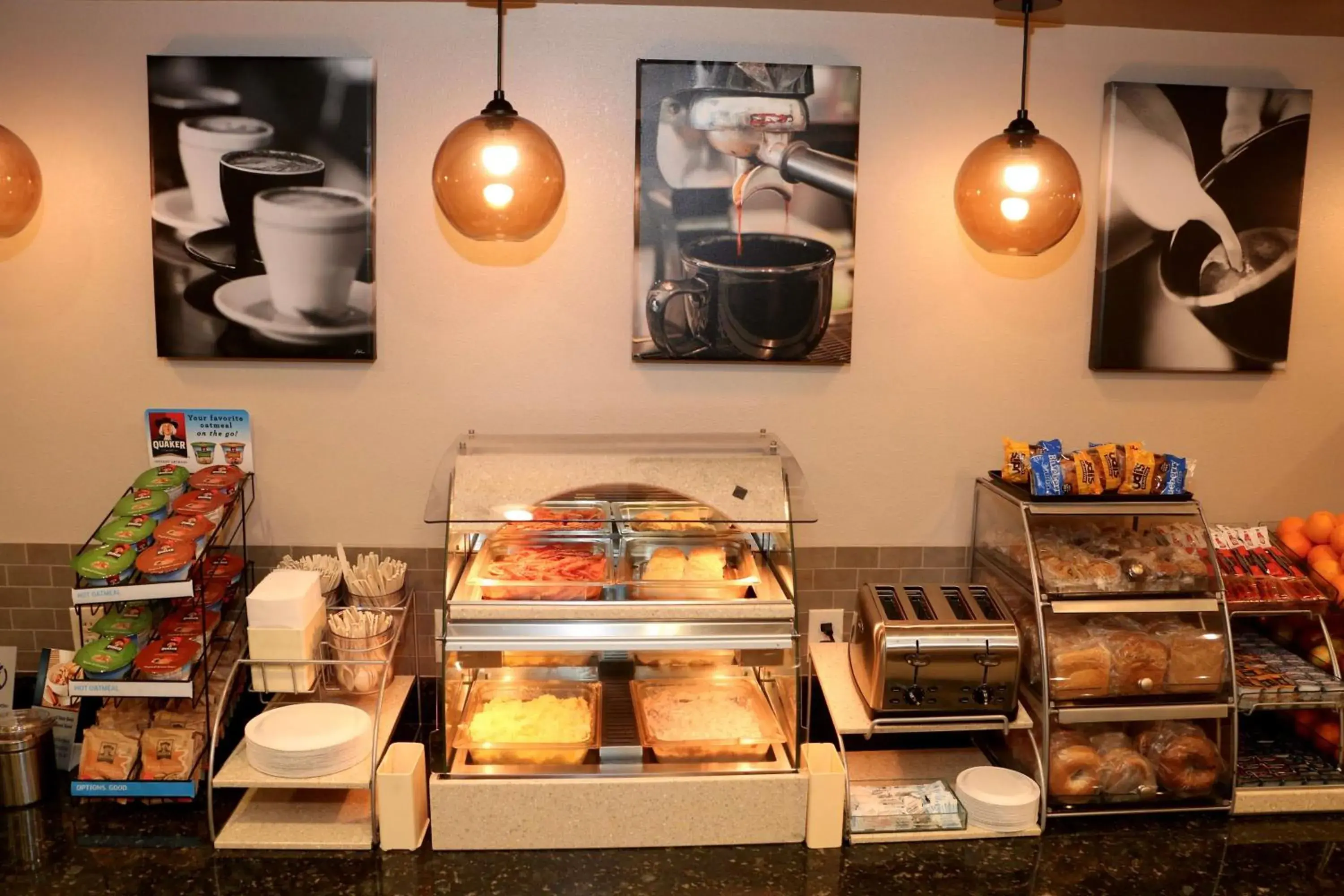 Breakfast in Best Western Plus Omaha Airport Inn Breakfast in Best Western Plus Omaha Airport Inn