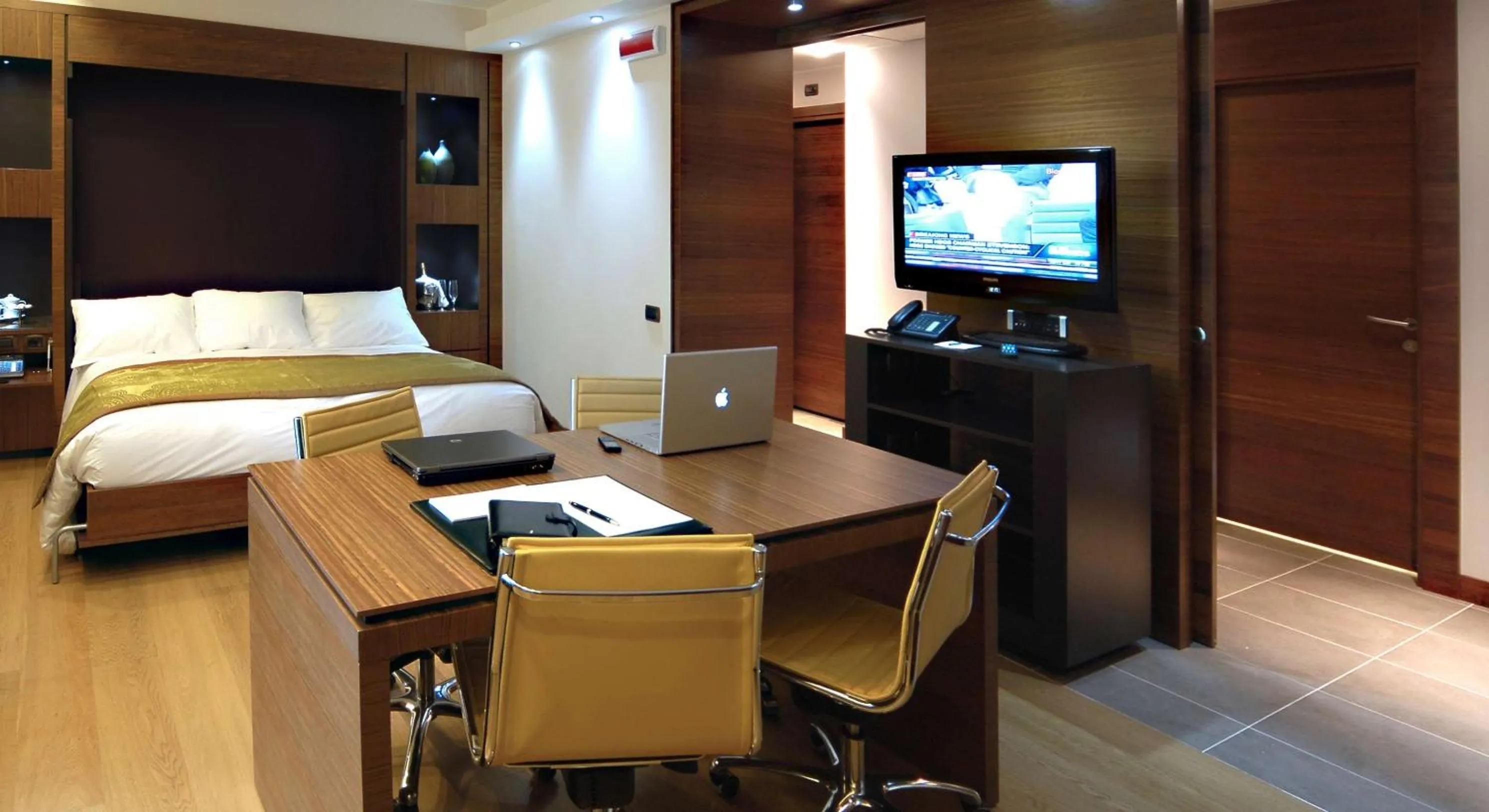 Photo of the whole room, Bed in Best Western Premier BHR Treviso Hotel