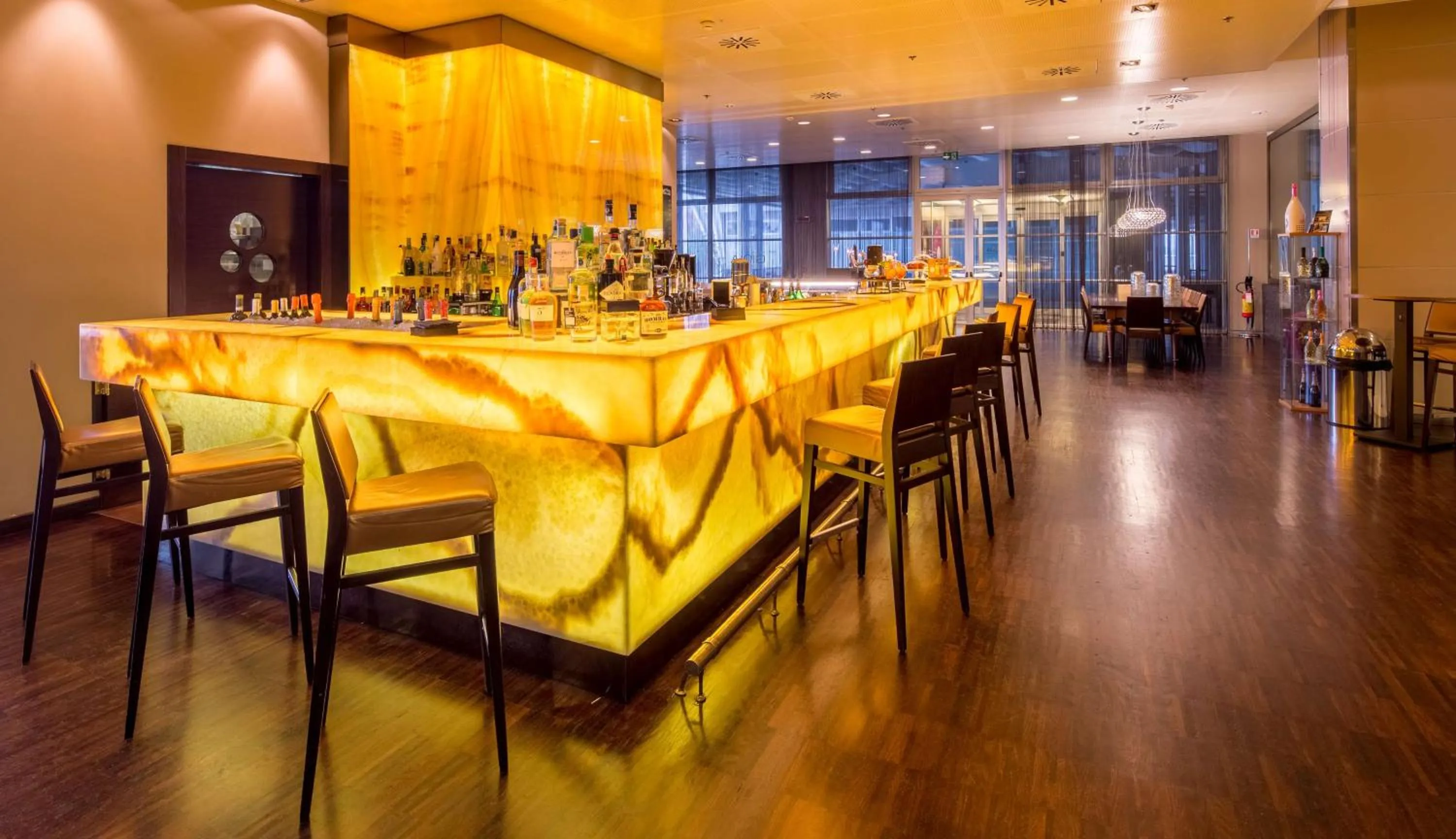 Lounge or bar in Best Western Premier BHR Treviso Hotel