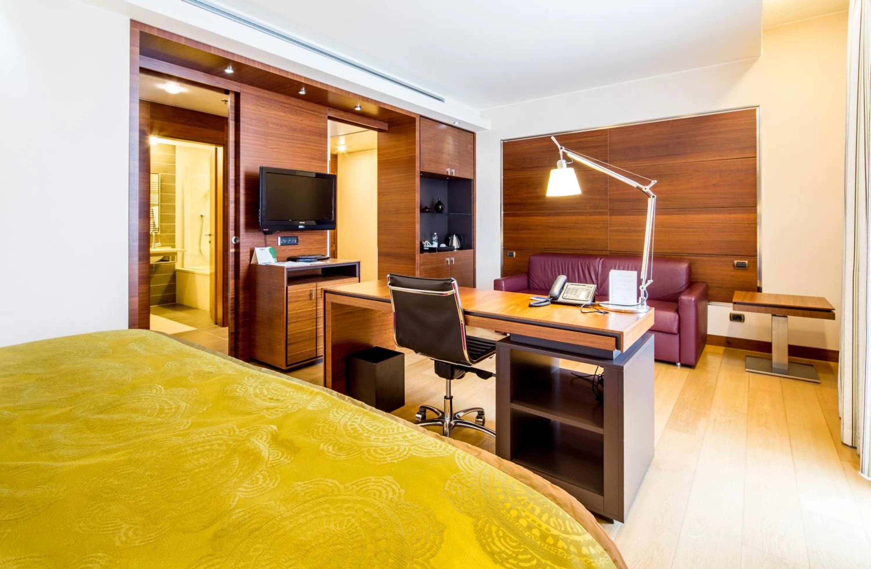 Bed in Best Western Premier BHR Treviso Hotel