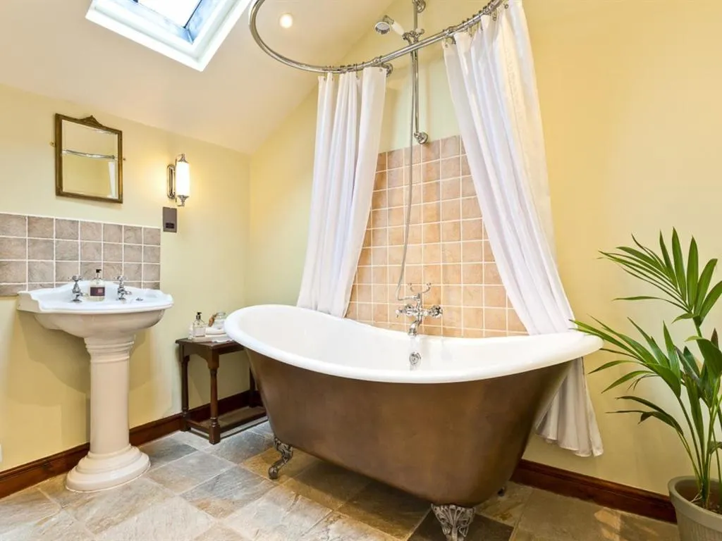Bathroom in Waterwheel Guesthouse