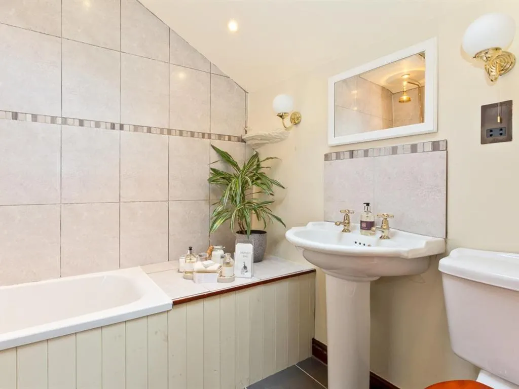 Bathroom in Waterwheel Guesthouse