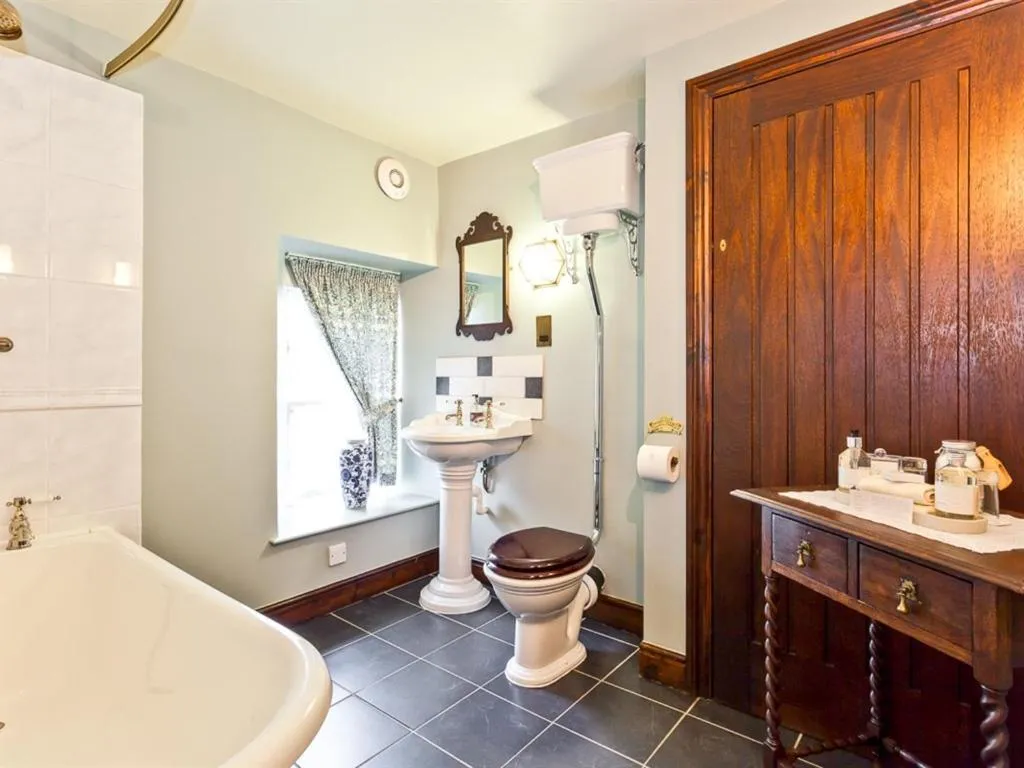Bathroom in Waterwheel Guesthouse
