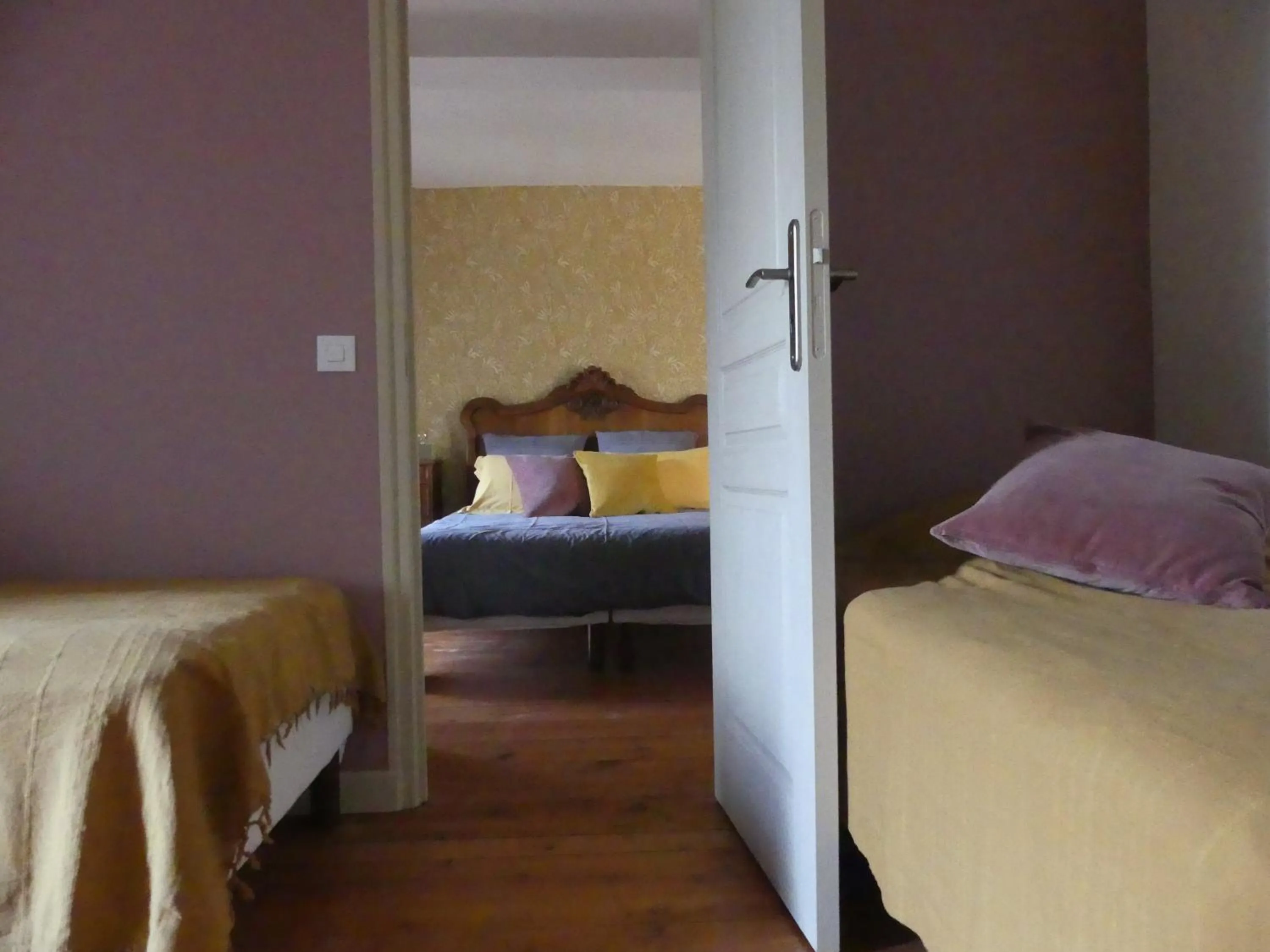 Bedroom, Bed in Domaine De La Cour Vautier