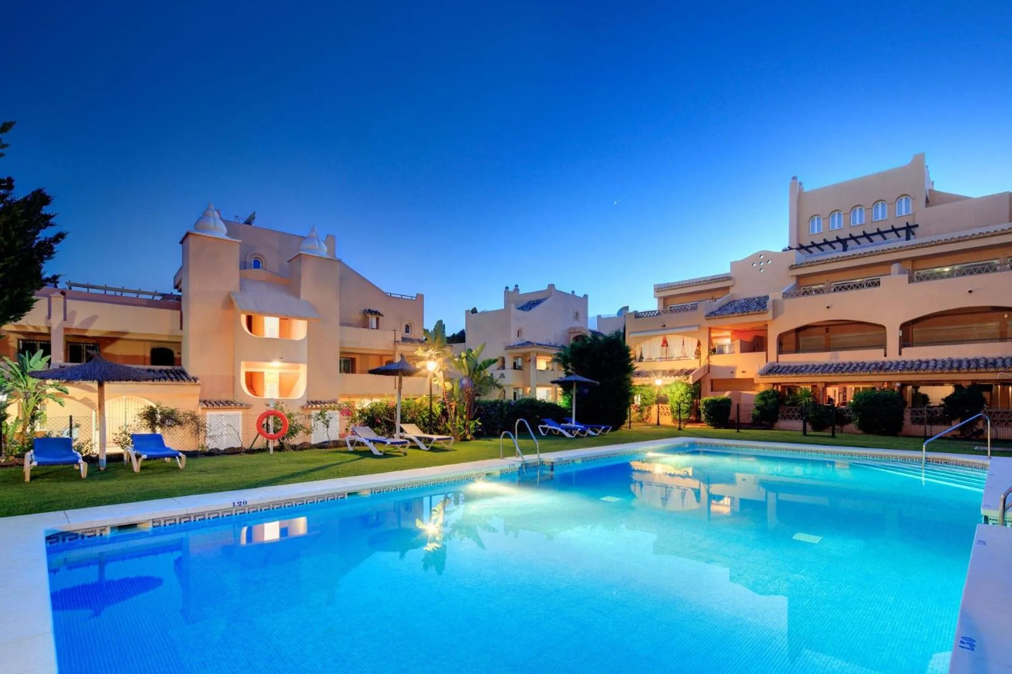 Swimming pool in REF 12 Luxury Aparment with views