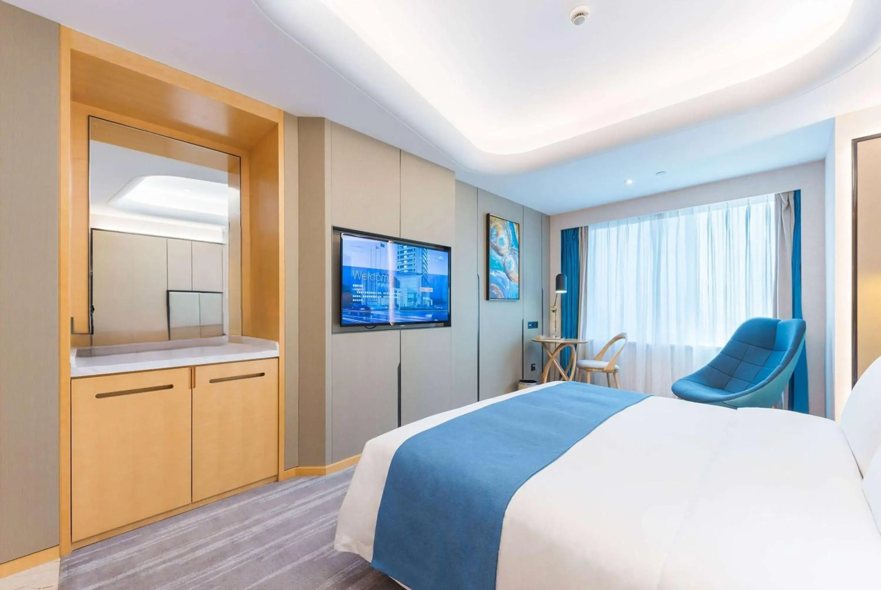 Deluxe King Room - Non-Smoking in Howard Johnson Wyndham Leonora plzaz Shanghai Deluxe King Room - Non-Smoking in Howard Johnson Wyndham Leonora plzaz Shanghai