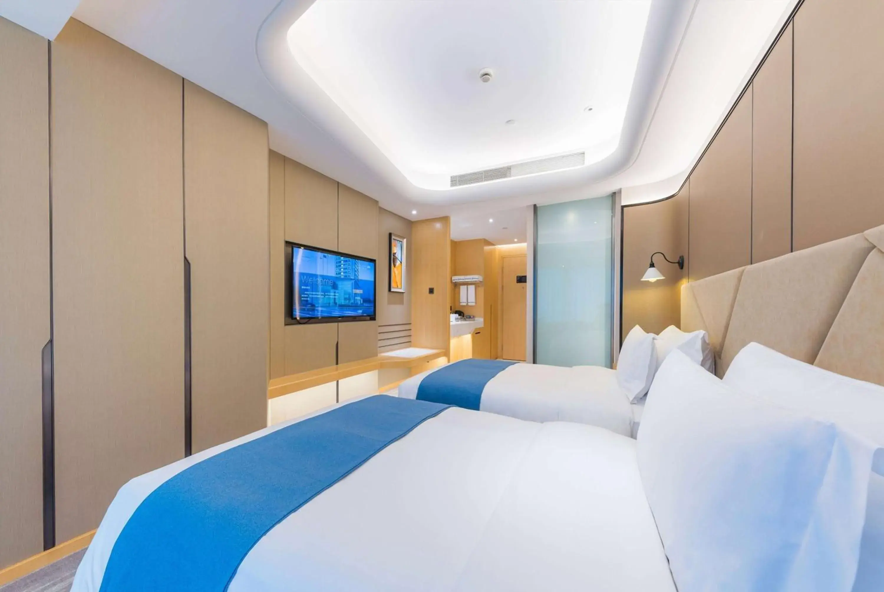 Deluxe Double Room with Two Double Beds - Non-Smoking in Howard Johnson Wyndham Leonora plzaz Shanghai Deluxe Double Room with Two Double Beds - Non-Smoking in Howard Johnson Wyndham Leonora plzaz Shanghai