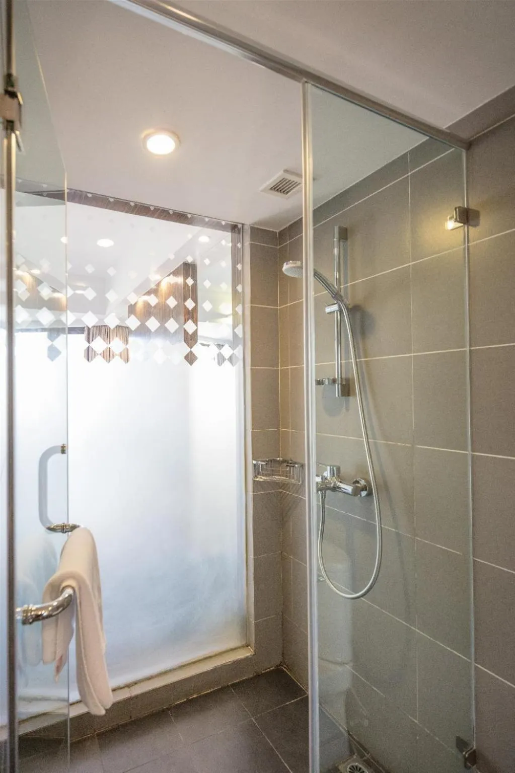 Decorative detail in City Hotel Shanghai