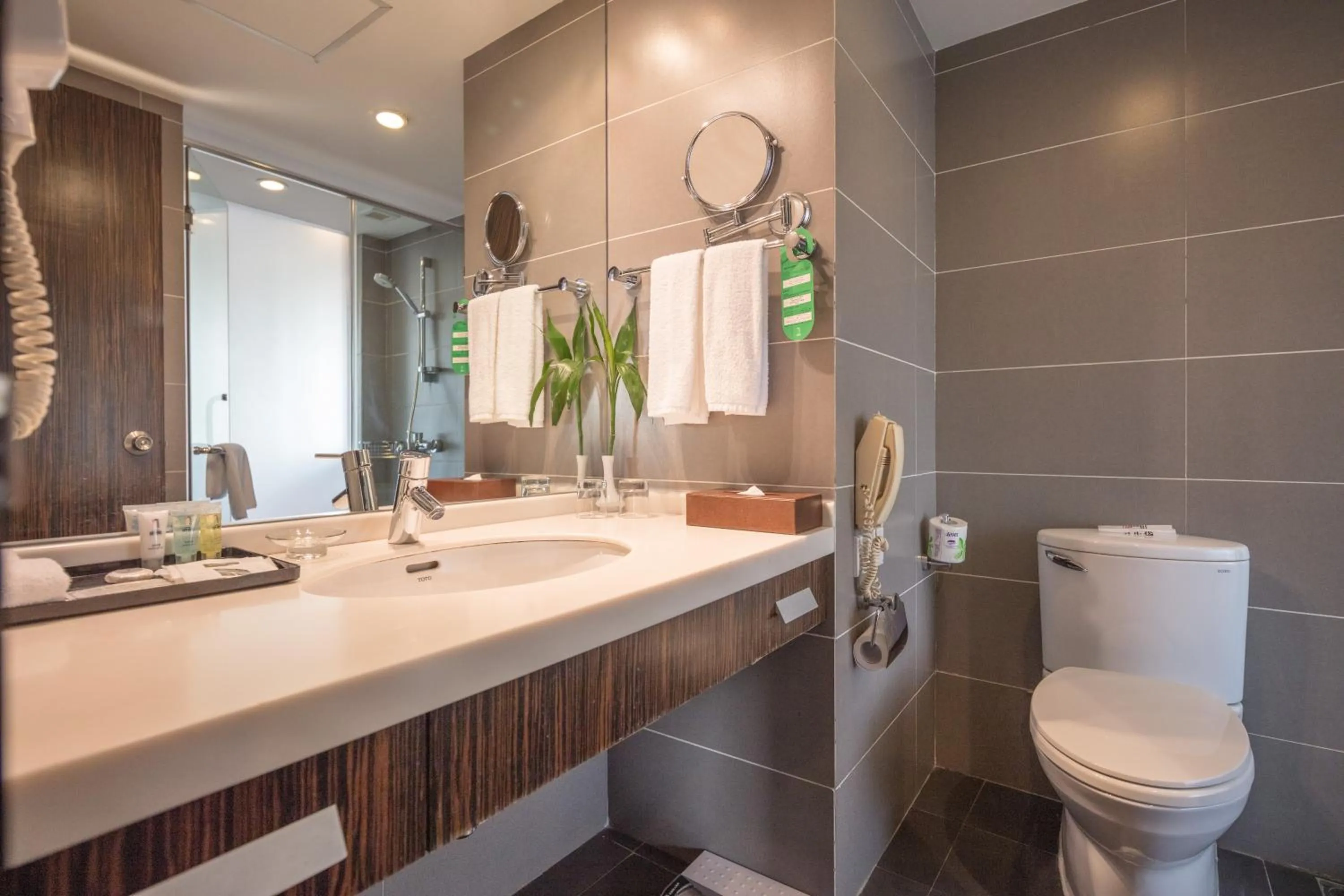 Toilet in City Hotel Shanghai