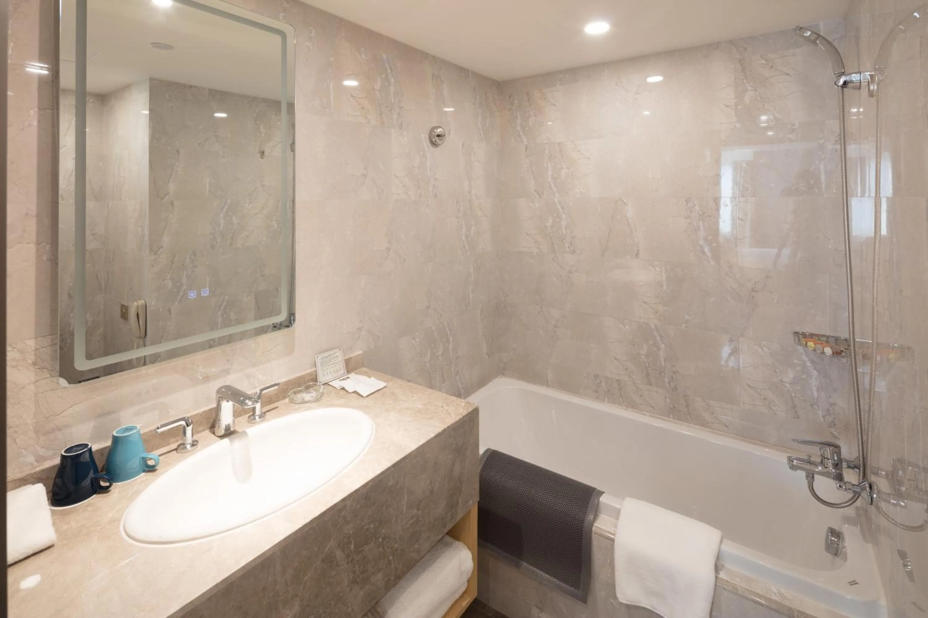 Decorative detail in City Hotel Shanghai