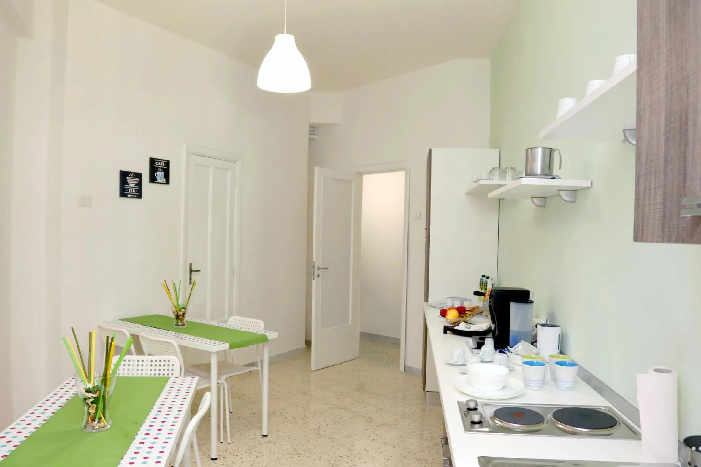 Kitchen or kitchenette in B&B Salernoway