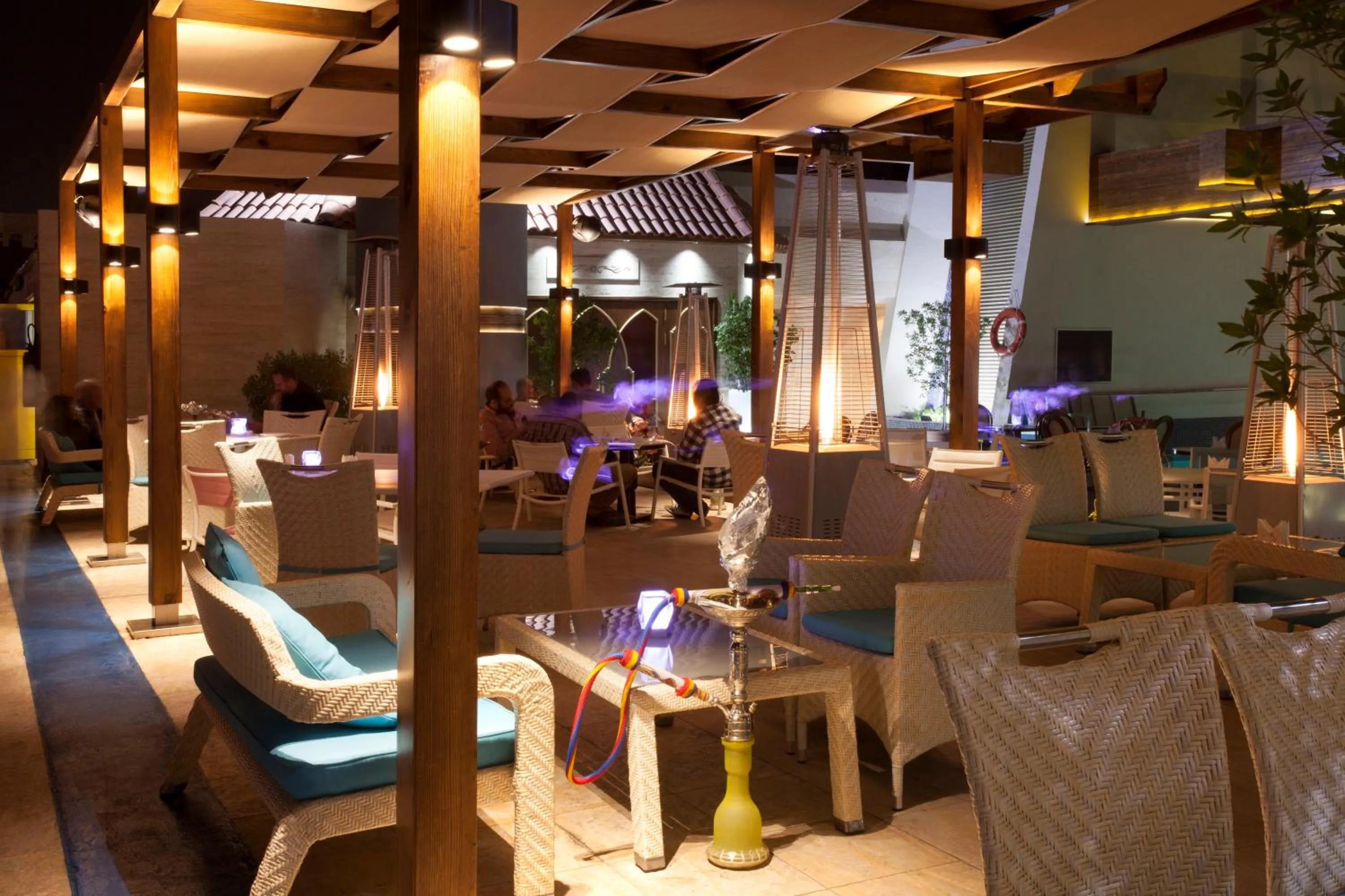Restaurant/places to eat in Capitol Hotel Jumeirah Dubai