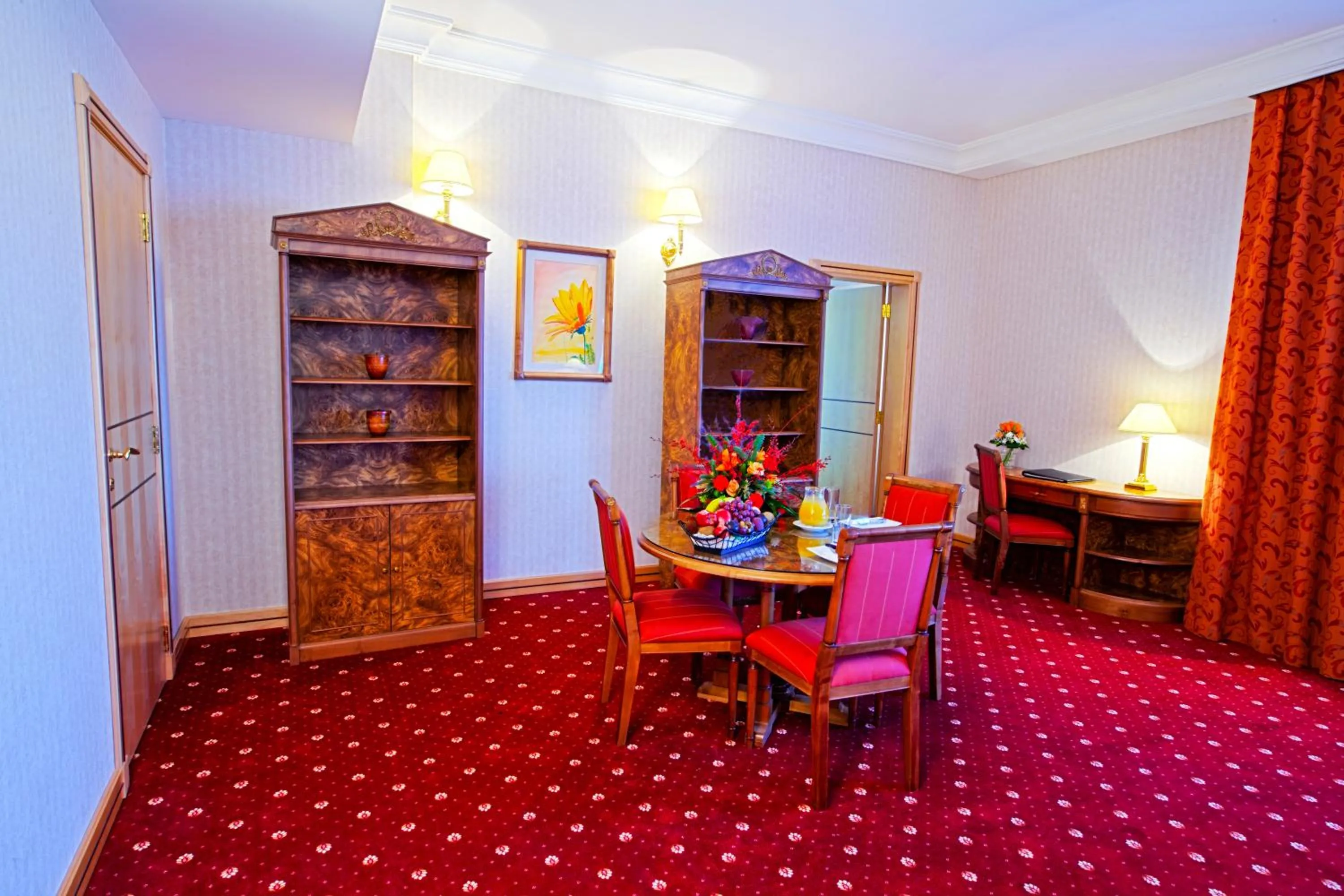 Living room in Capitol Hotel Jumeirah Dubai