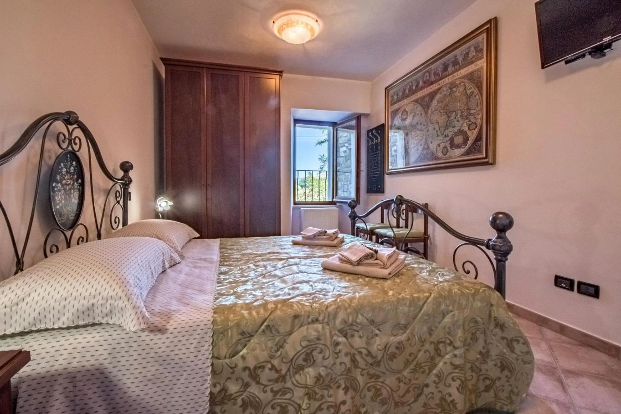 Bedroom, Bed in B&B TorreMatta