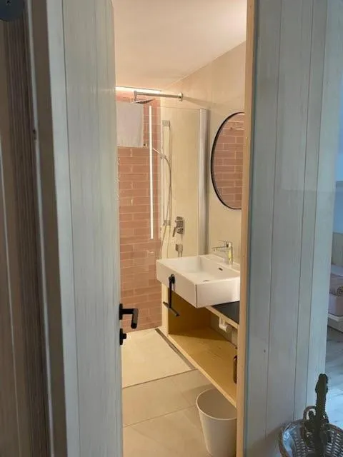 Bathroom in Hotel Gasthof Hirschentenne