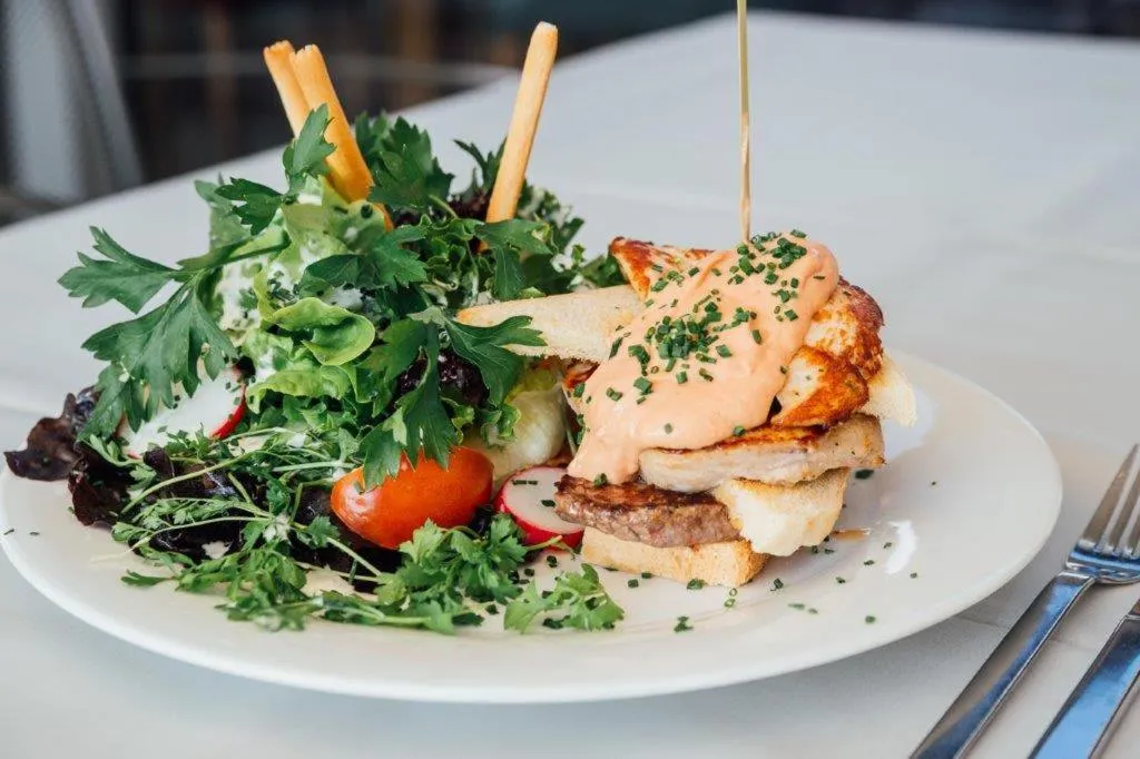 Restaurant/places to eat in Hotel Gasthof Hirschentenne