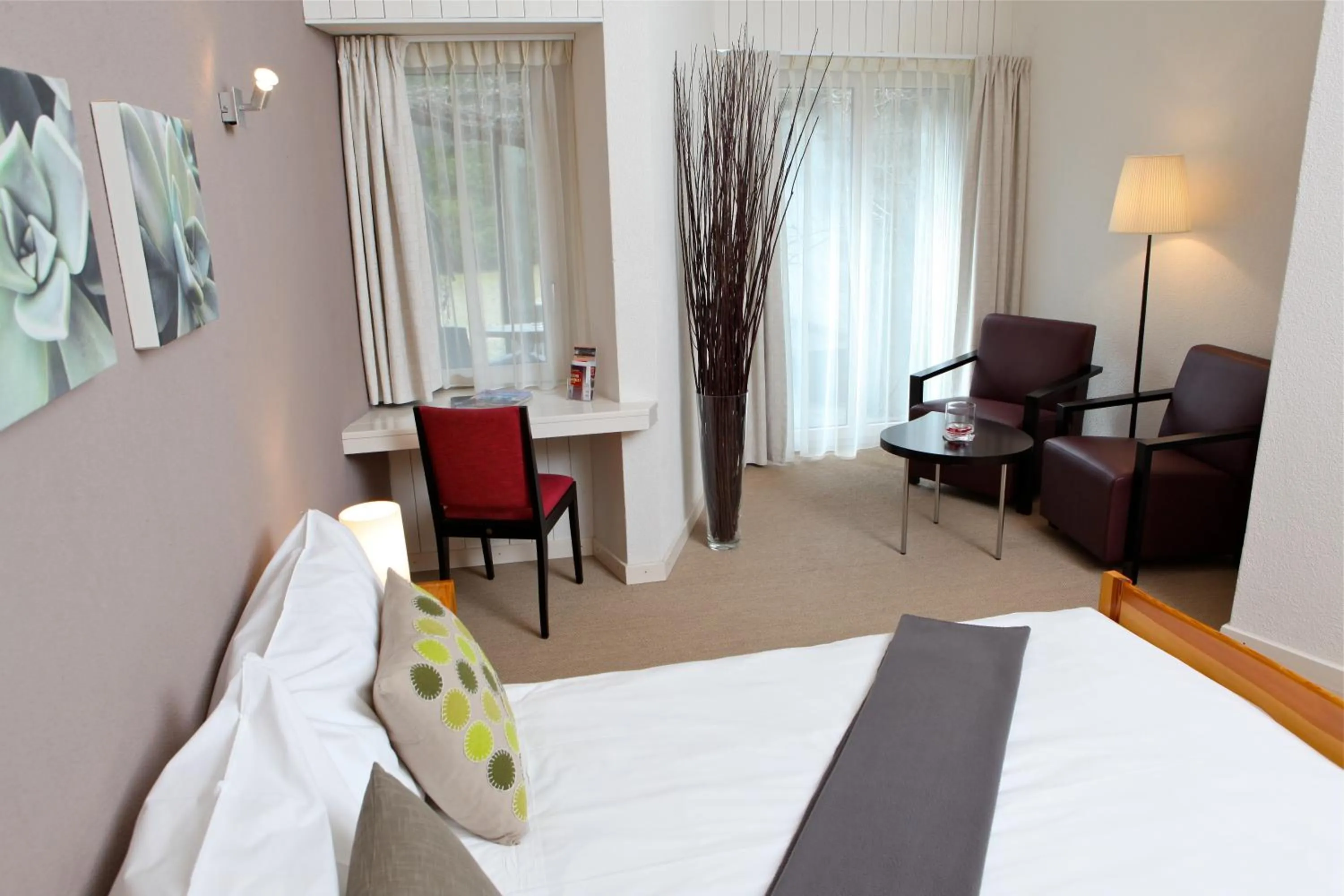 Bed in Hôtel Restaurant Le Saint-Christophe