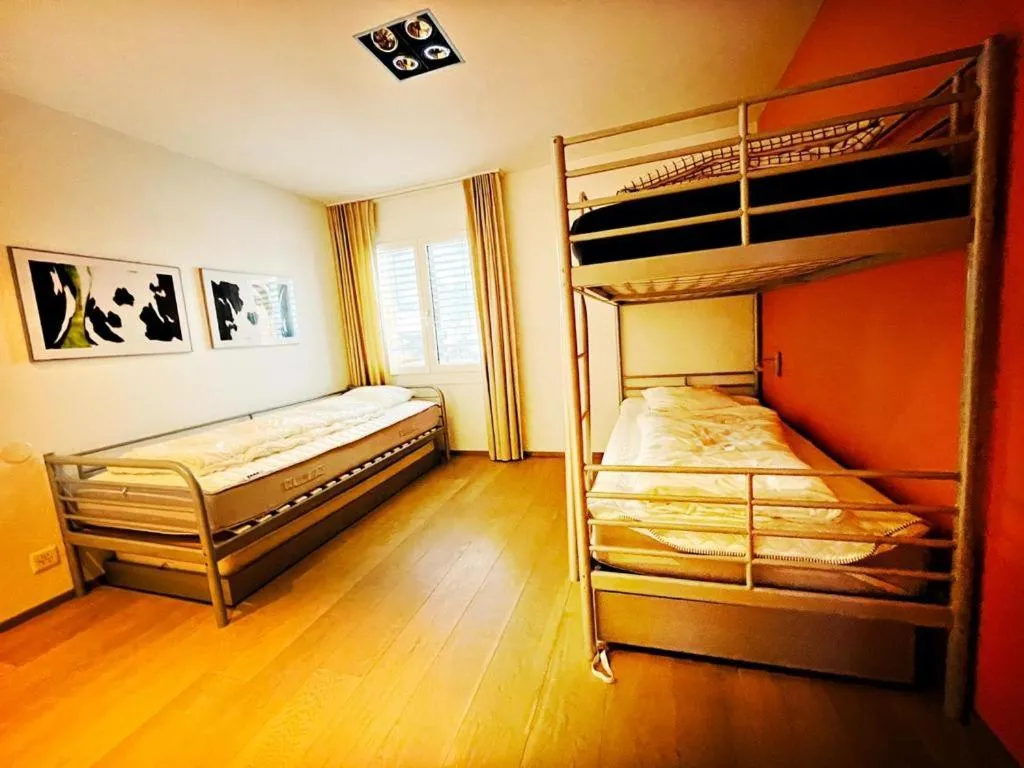 Bed in Hotel Jungfrau Mürren