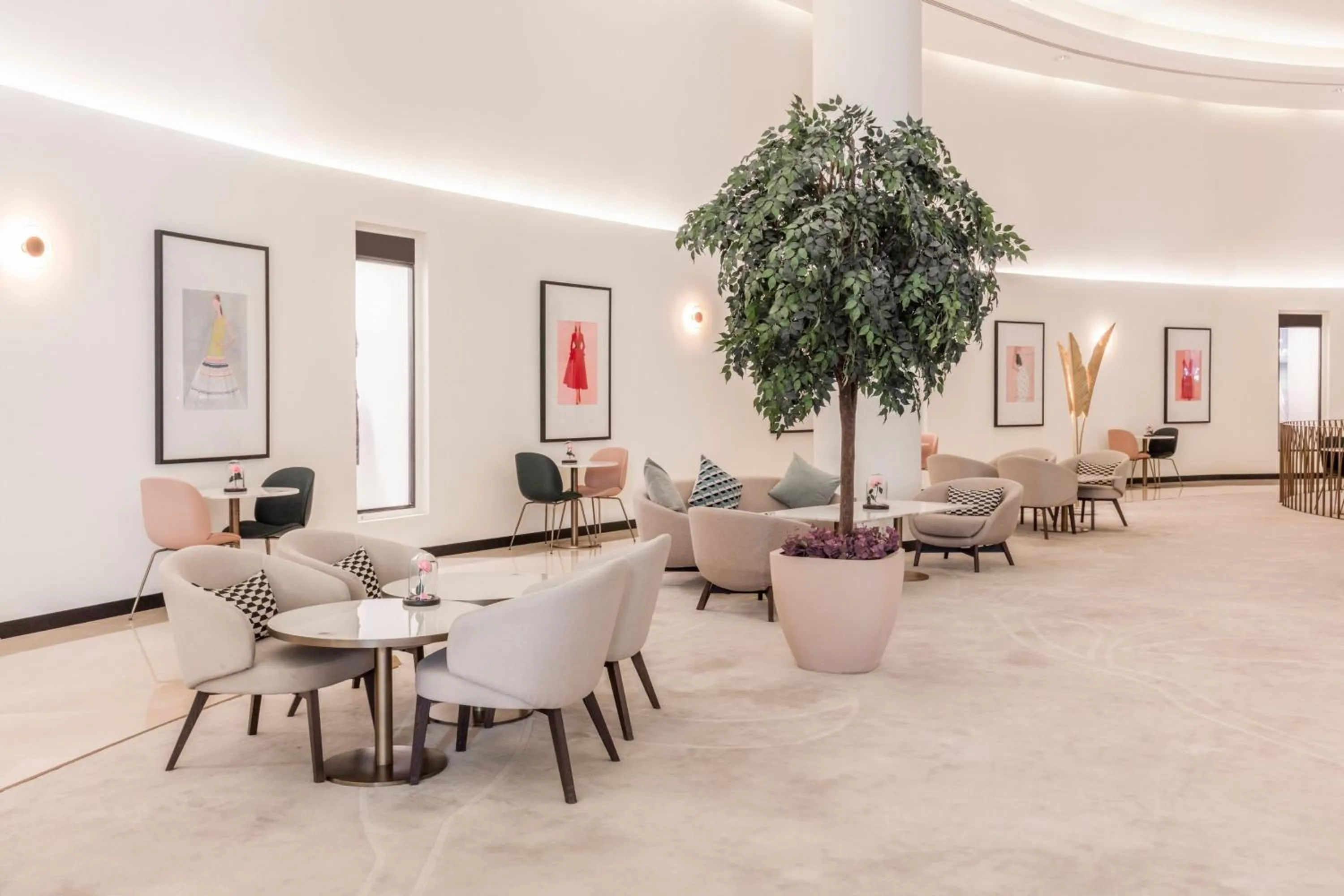 Lounge or bar in JW Marriott Hotel Marina