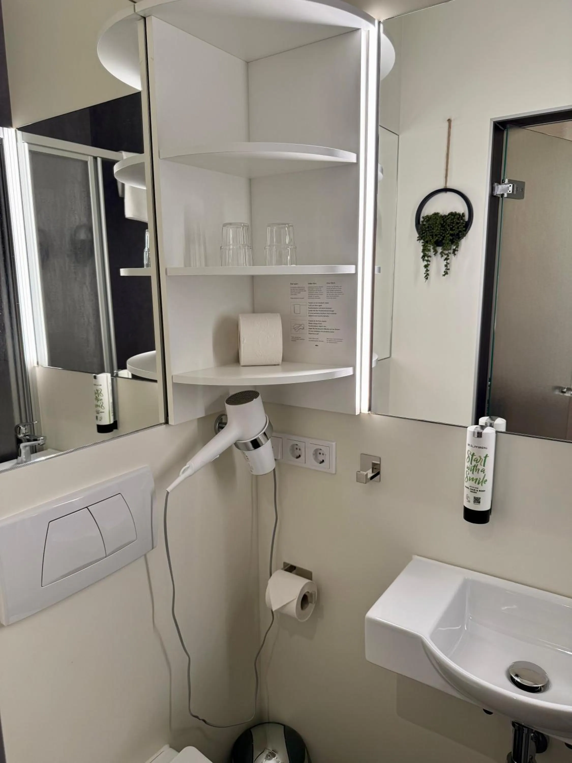 Shower in Hotel am Schloss