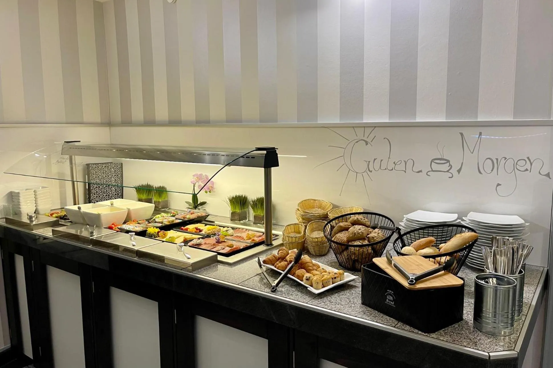 Breakfast in Hotel am Schloss