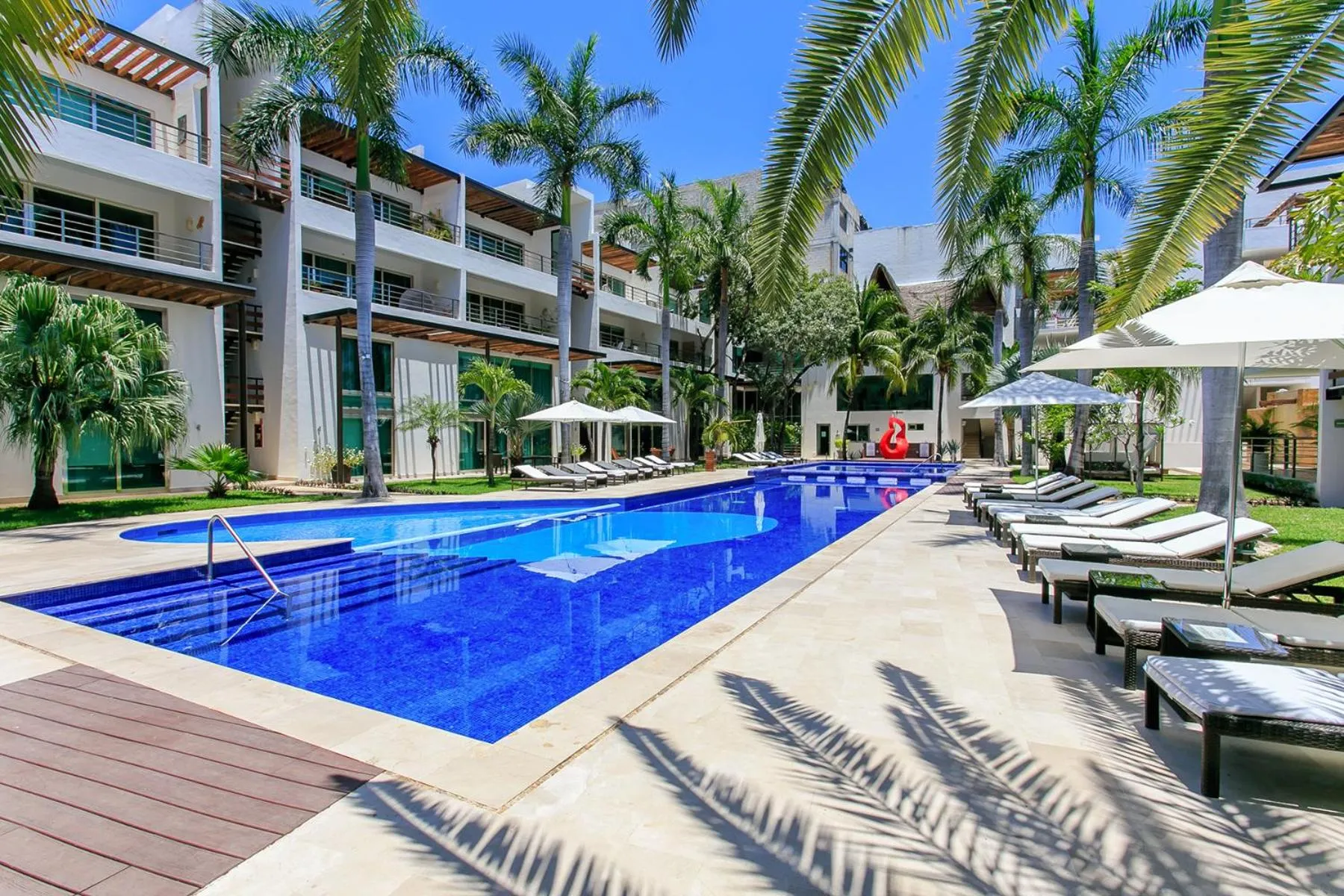 Swimming pool in 3-Level Condo with a Private Balcony & Rooftop Lounge