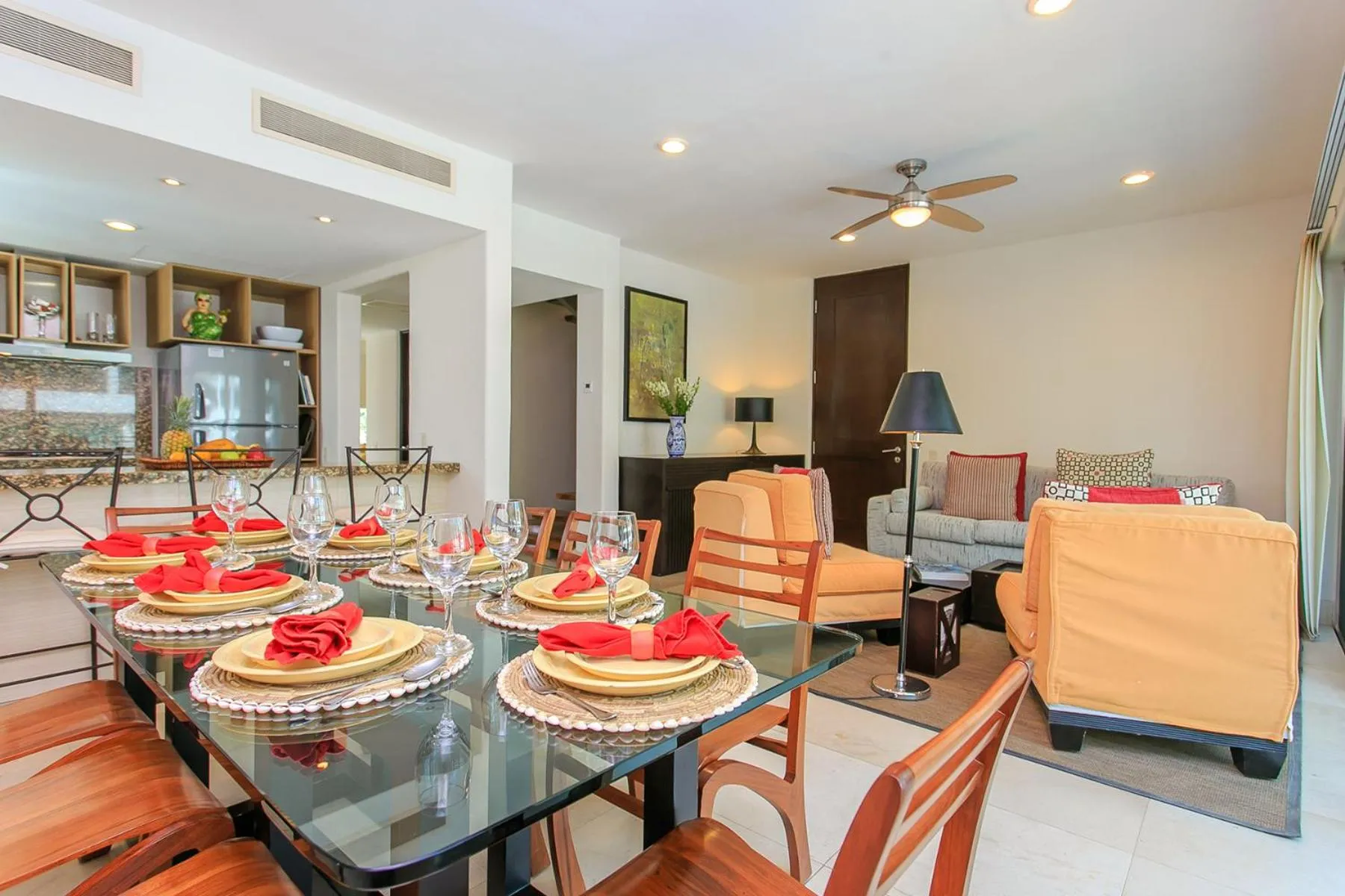 Dining area in 3-Level Condo with a Private Balcony & Rooftop Lounge