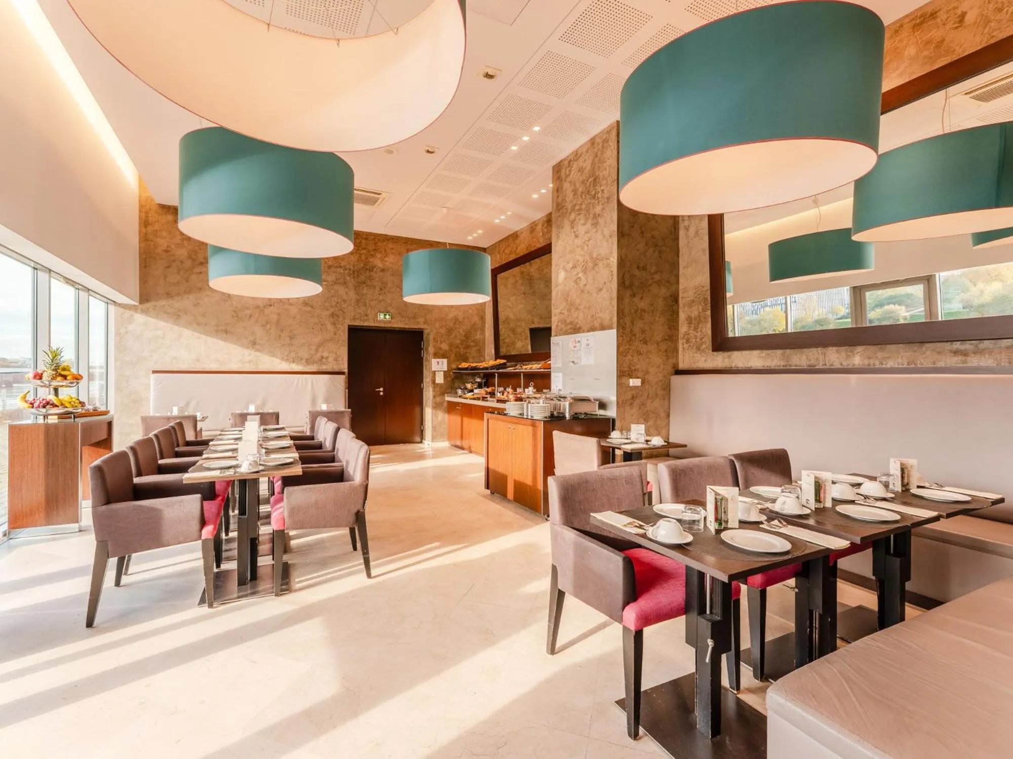 Breakfast in Residhome Nantes Berges De La Loire