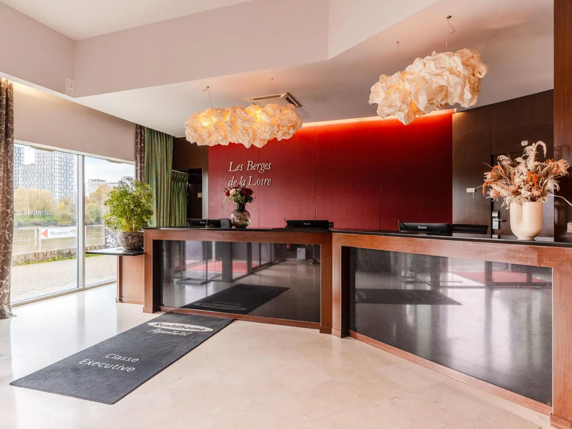 Lobby or reception in Residhome Nantes Berges De La Loire
