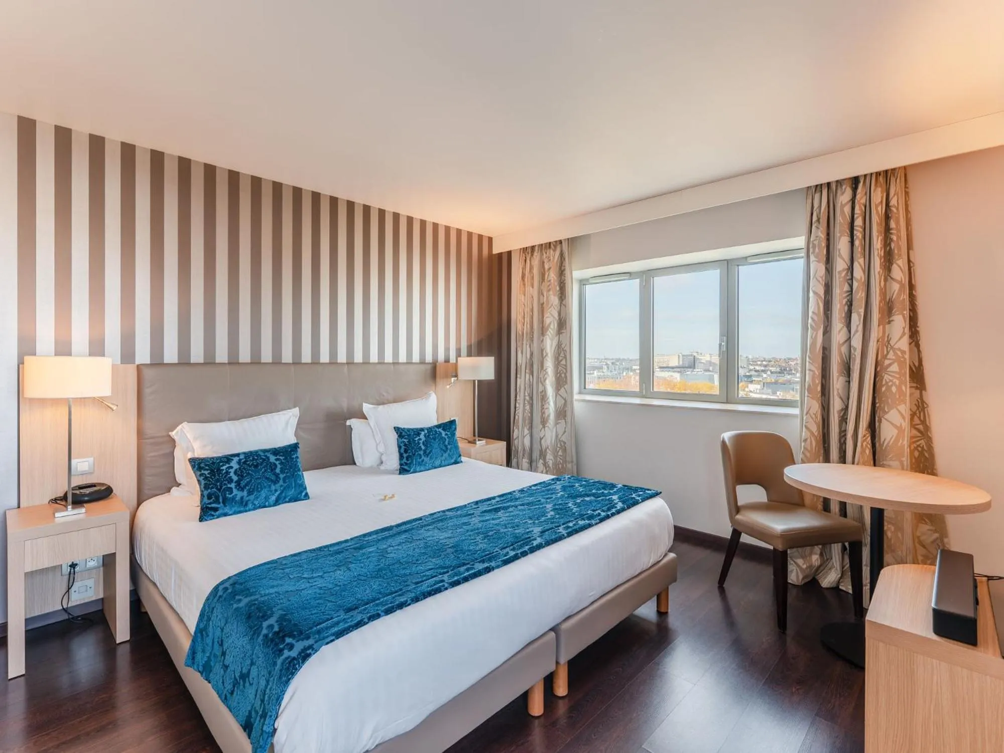 Bedroom, Bed in Residhome Nantes Berges De La Loire