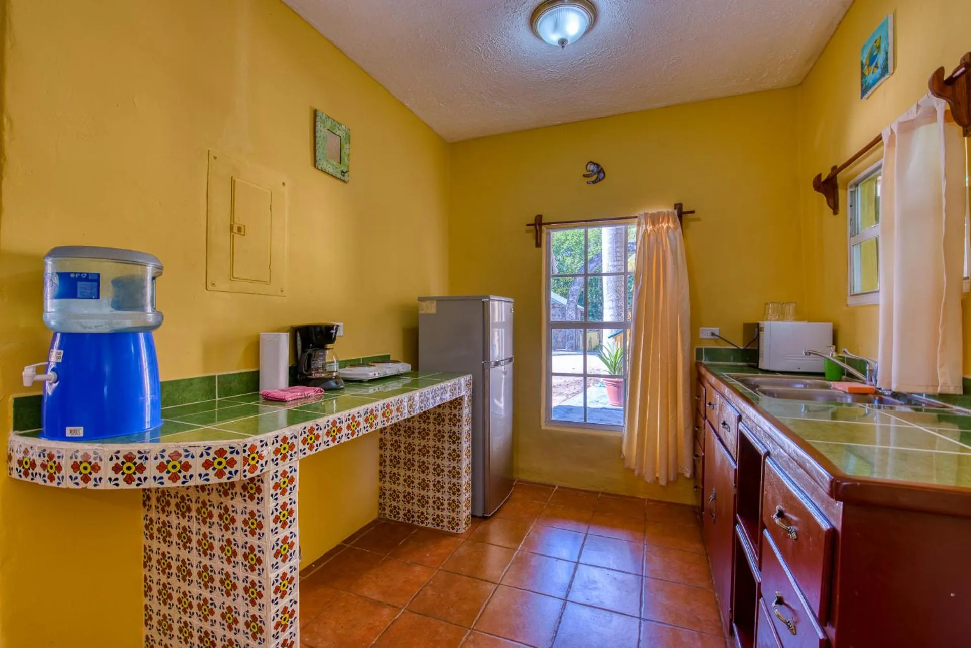 Kitchen or kitchenette in Caribe Tesoro