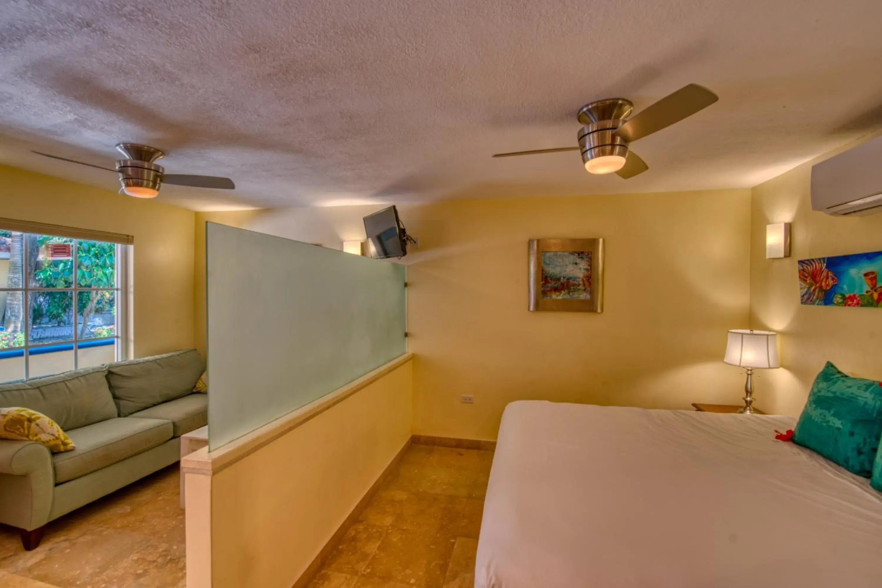 Suite with Garden View in Caribe Tesoro Suite with Garden View in Caribe Tesoro