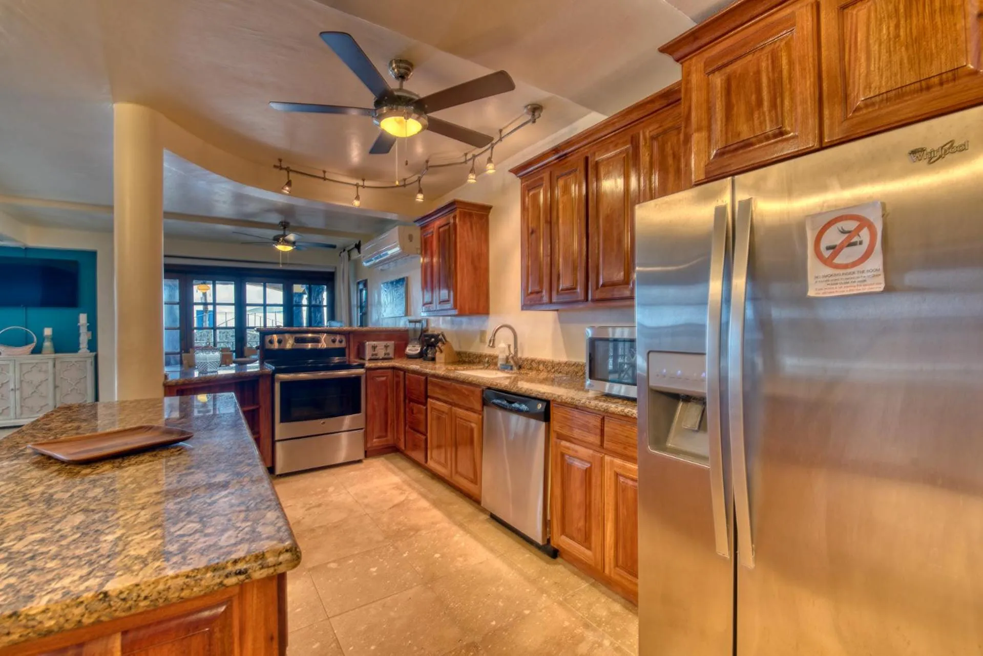 Kitchen or kitchenette in Caribe Tesoro