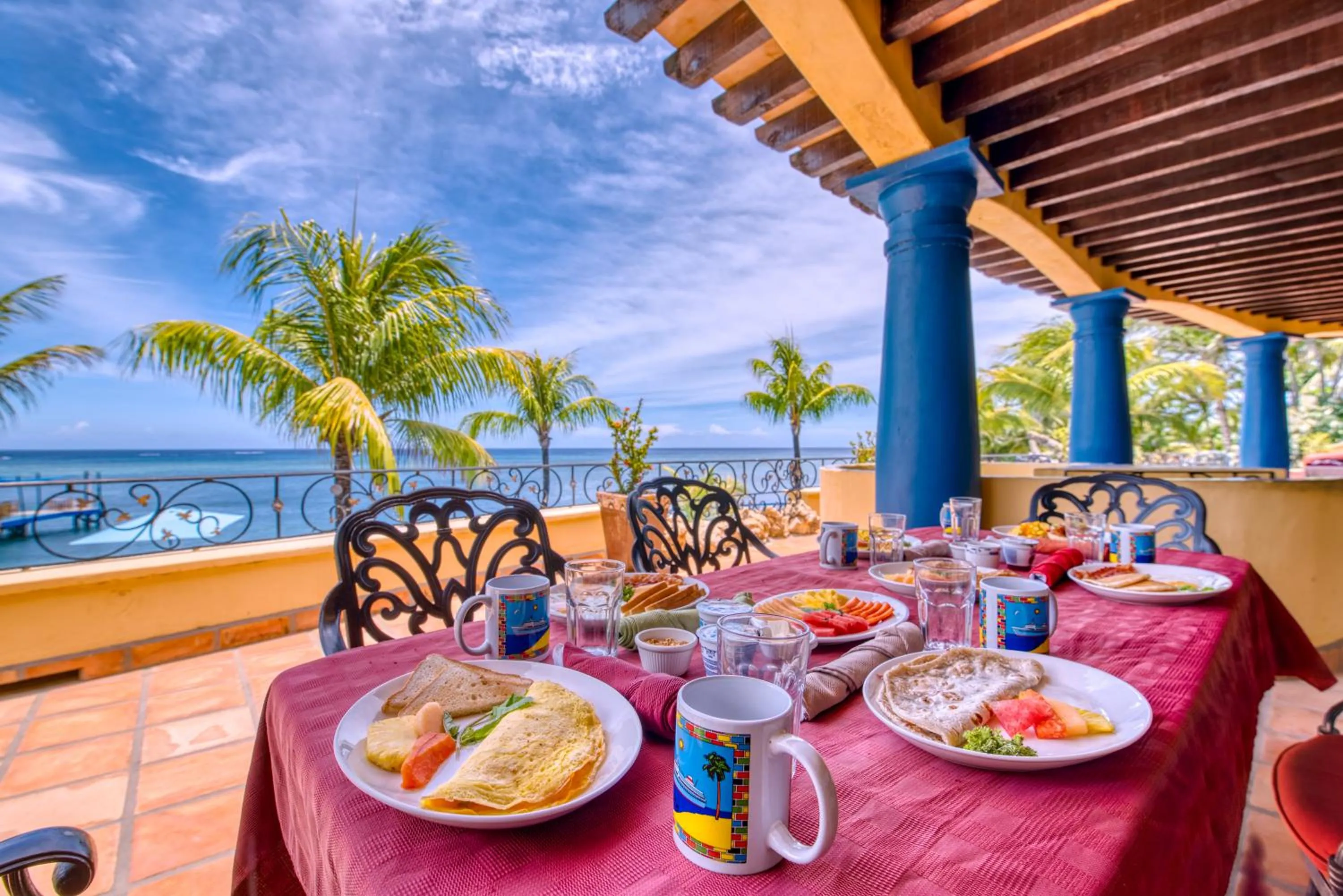 Breakfast in Caribe Tesoro