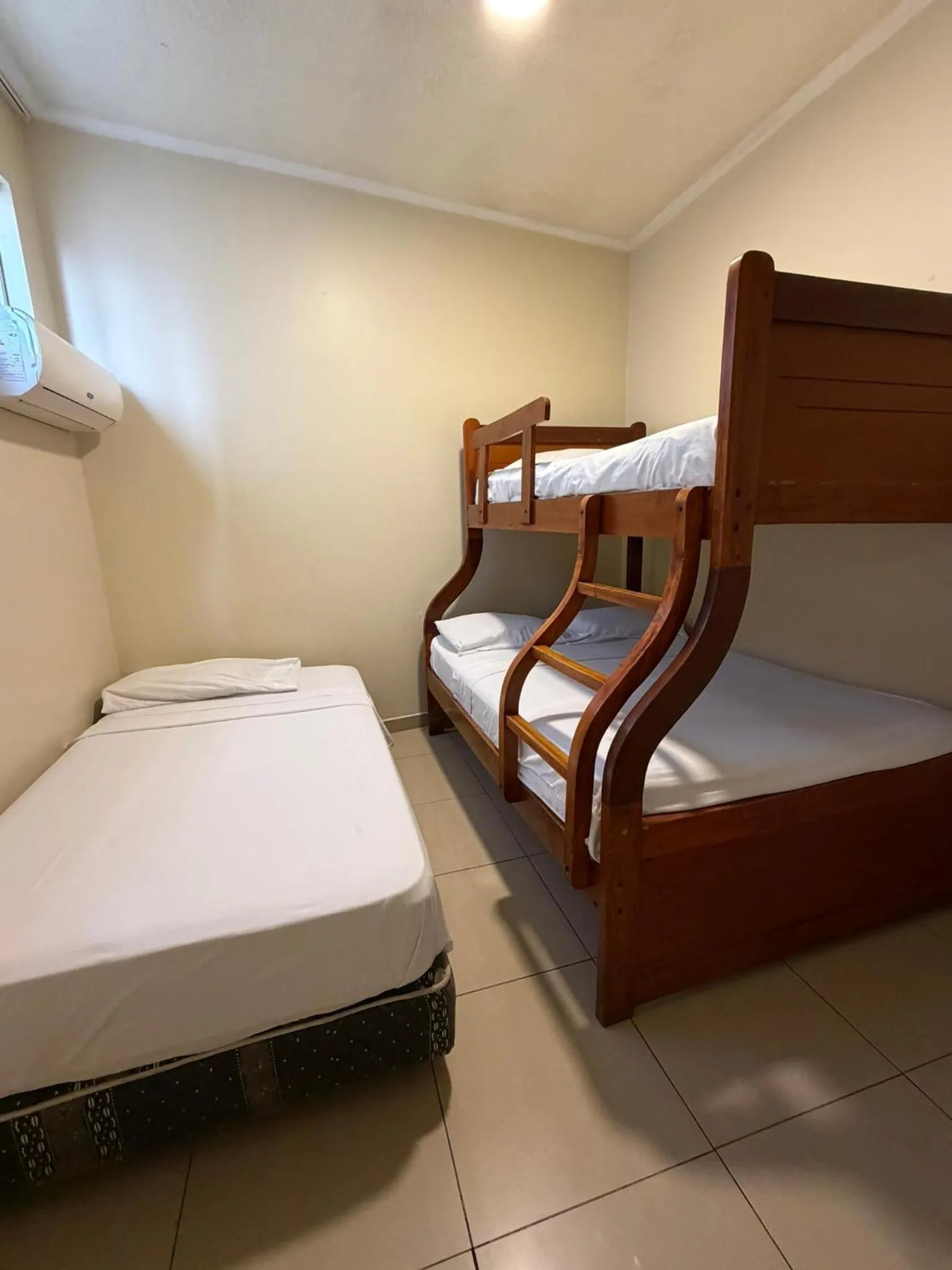 Photo of the whole room, Bed in Hostal Posada Del Sol