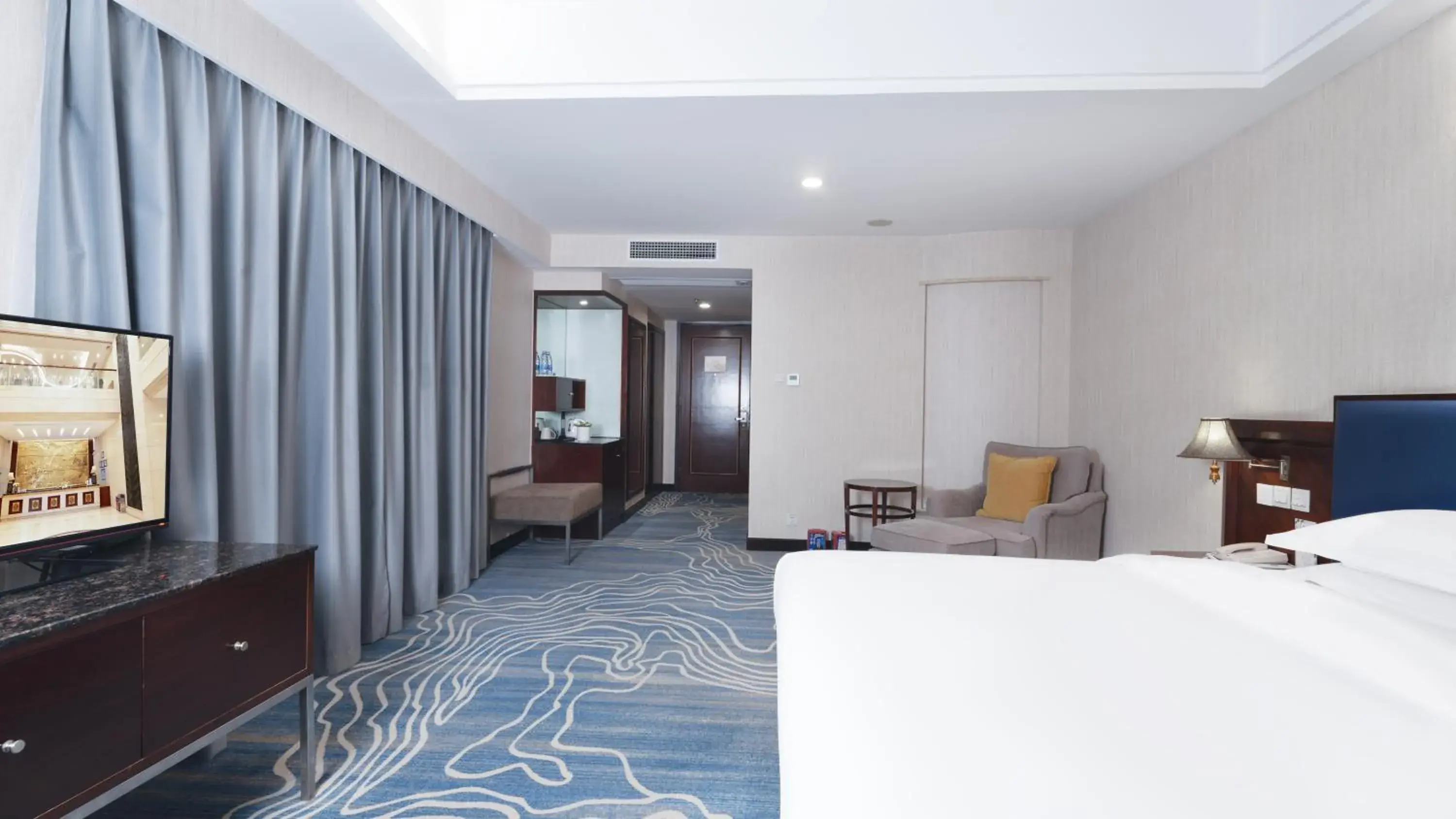 Deluxe Double Room in Shunde Grand View Hotel Deluxe Double Room in Shunde Grand View Hotel