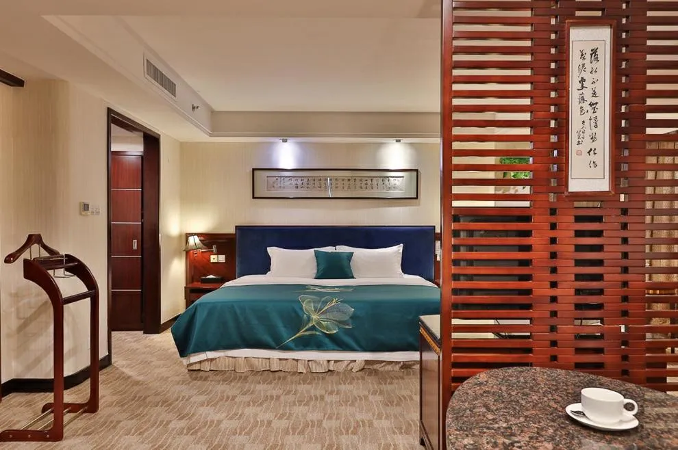 Bed in Shunde Grand View Hotel