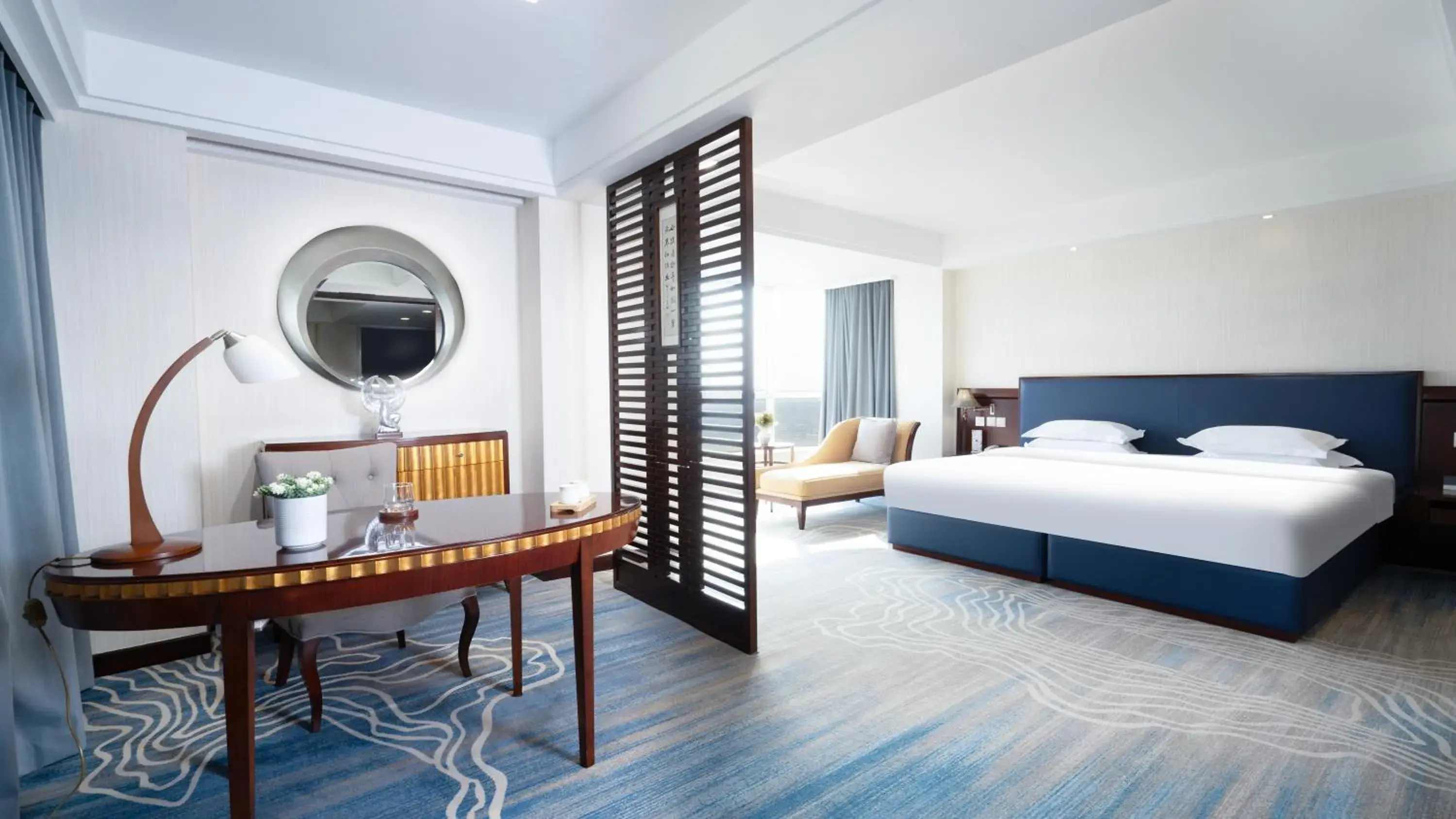 King Suite with View in Shunde Grand View Hotel King Suite with View in Shunde Grand View Hotel