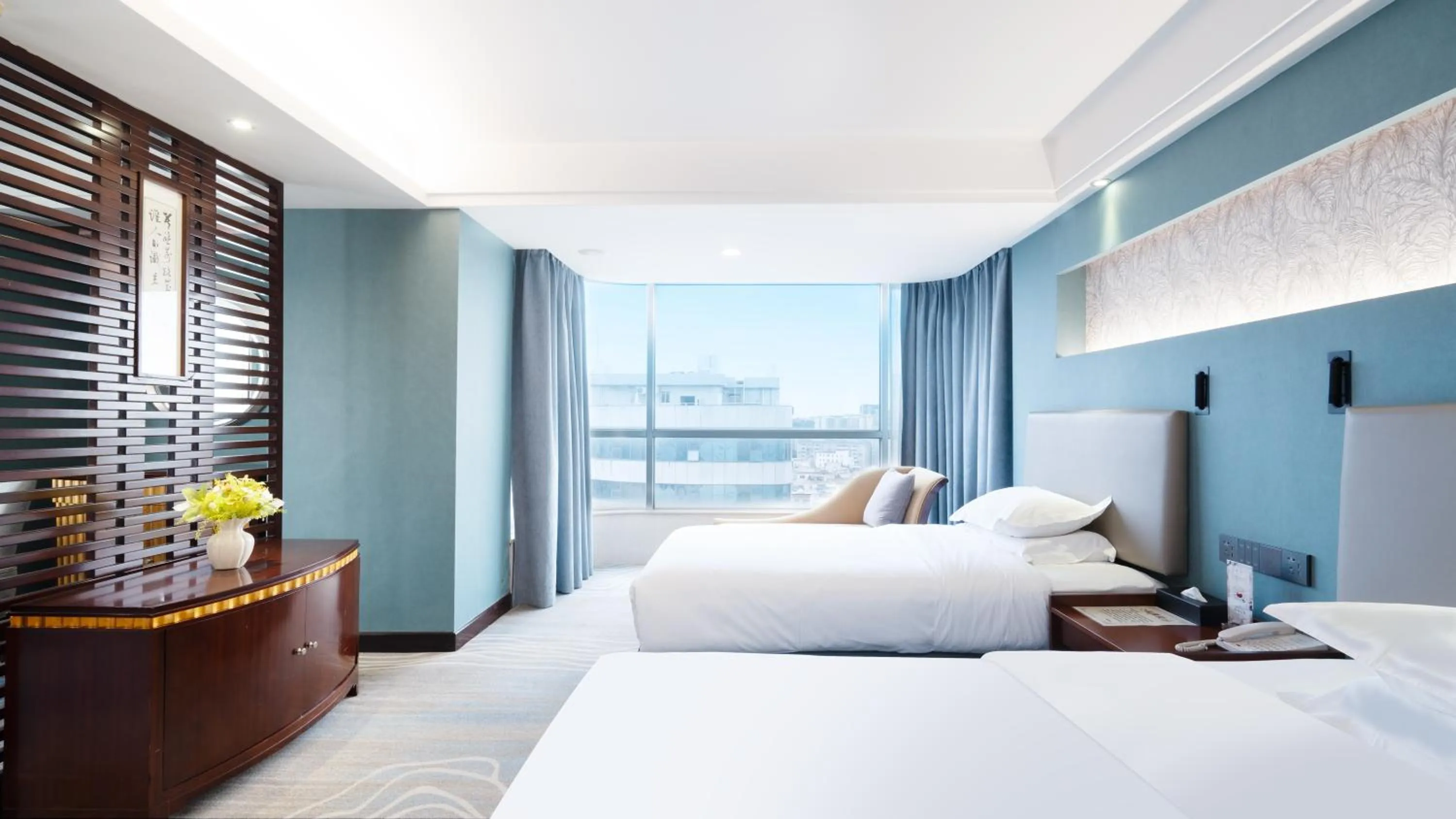 Bed in Shunde Grand View Hotel