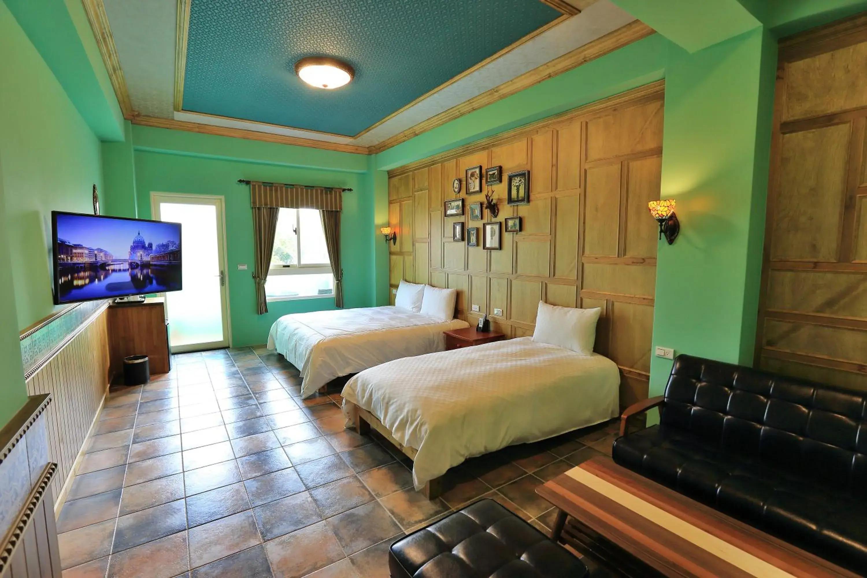 Classic Triple Room in Green Resort Classic Triple Room in Green Resort