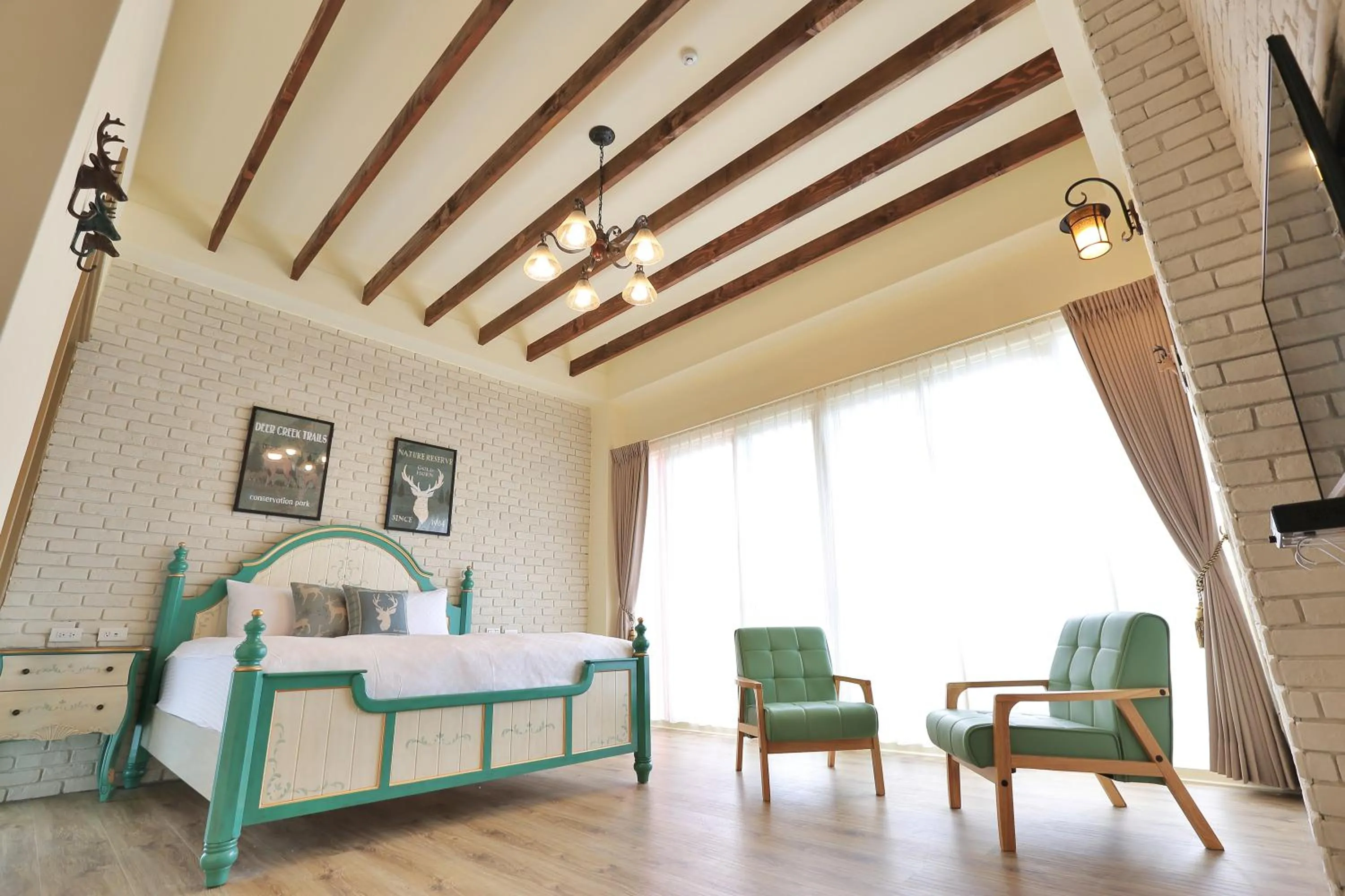 Photo of the whole room in Green Resort