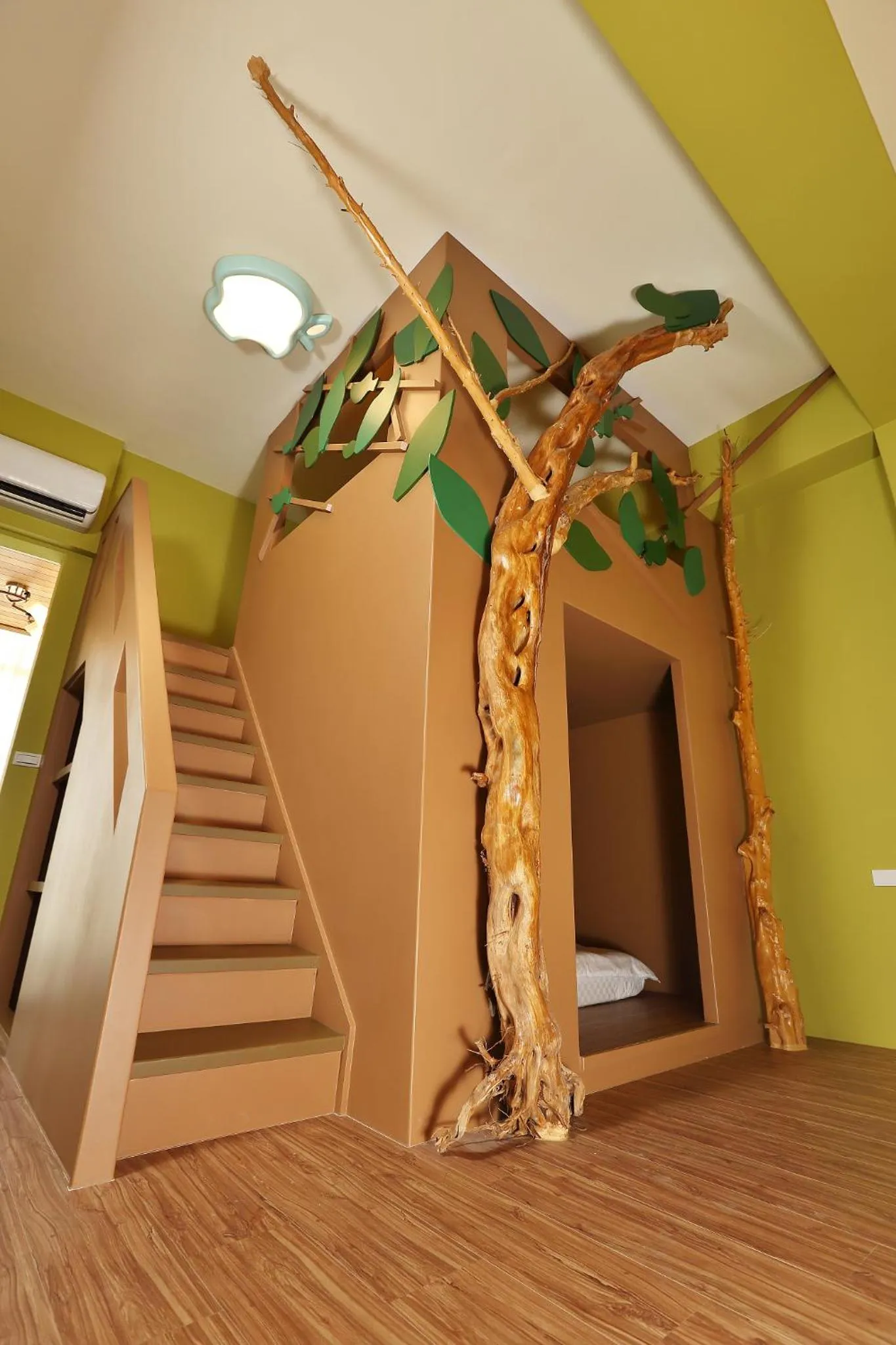 Bedroom in Green Resort