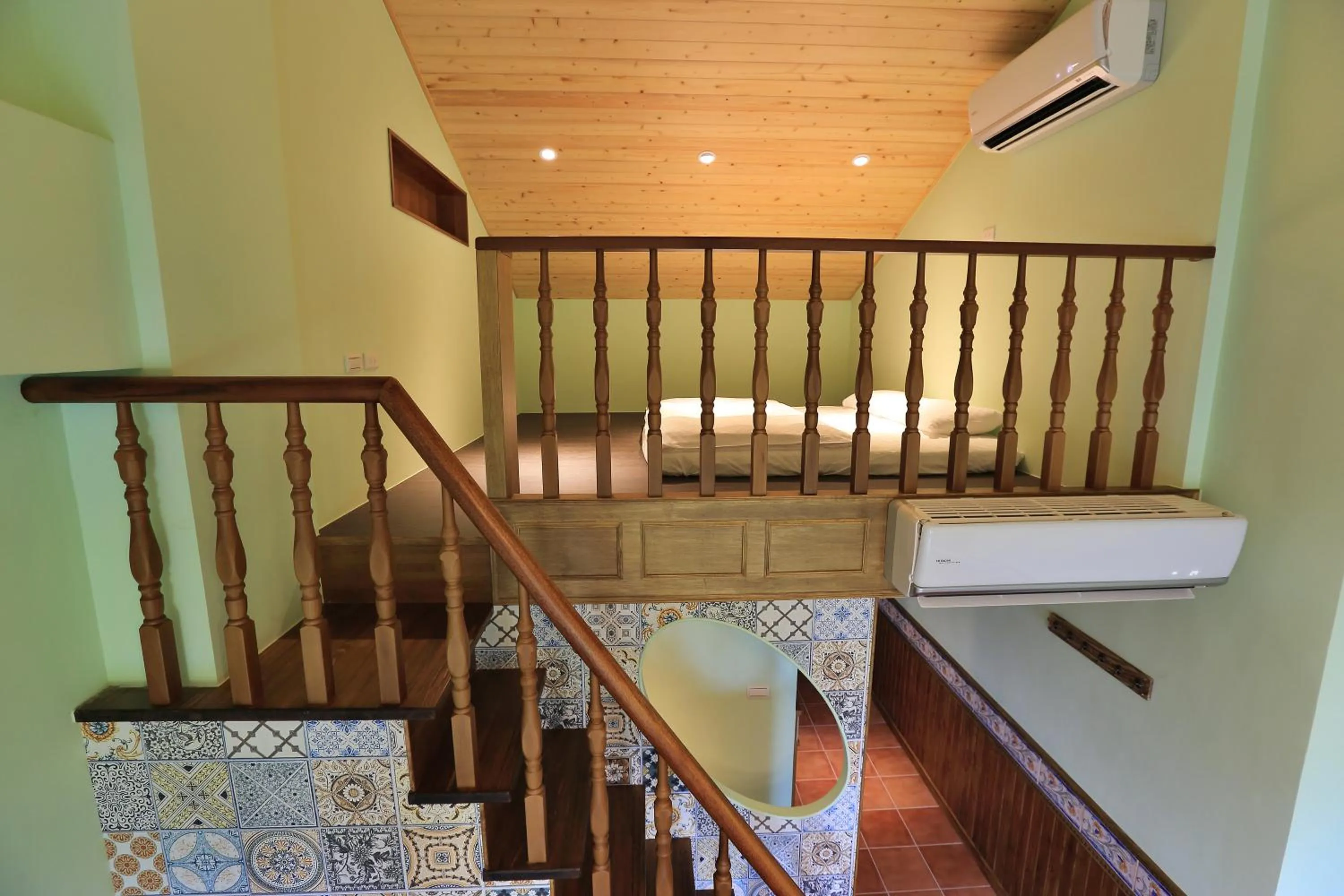 bunk bed, Bed in Green Resort