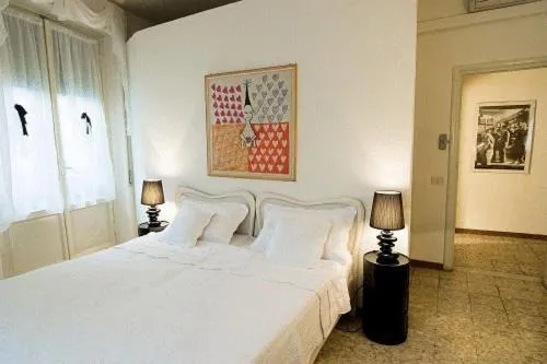 Bed in Bed & Bed Peterson