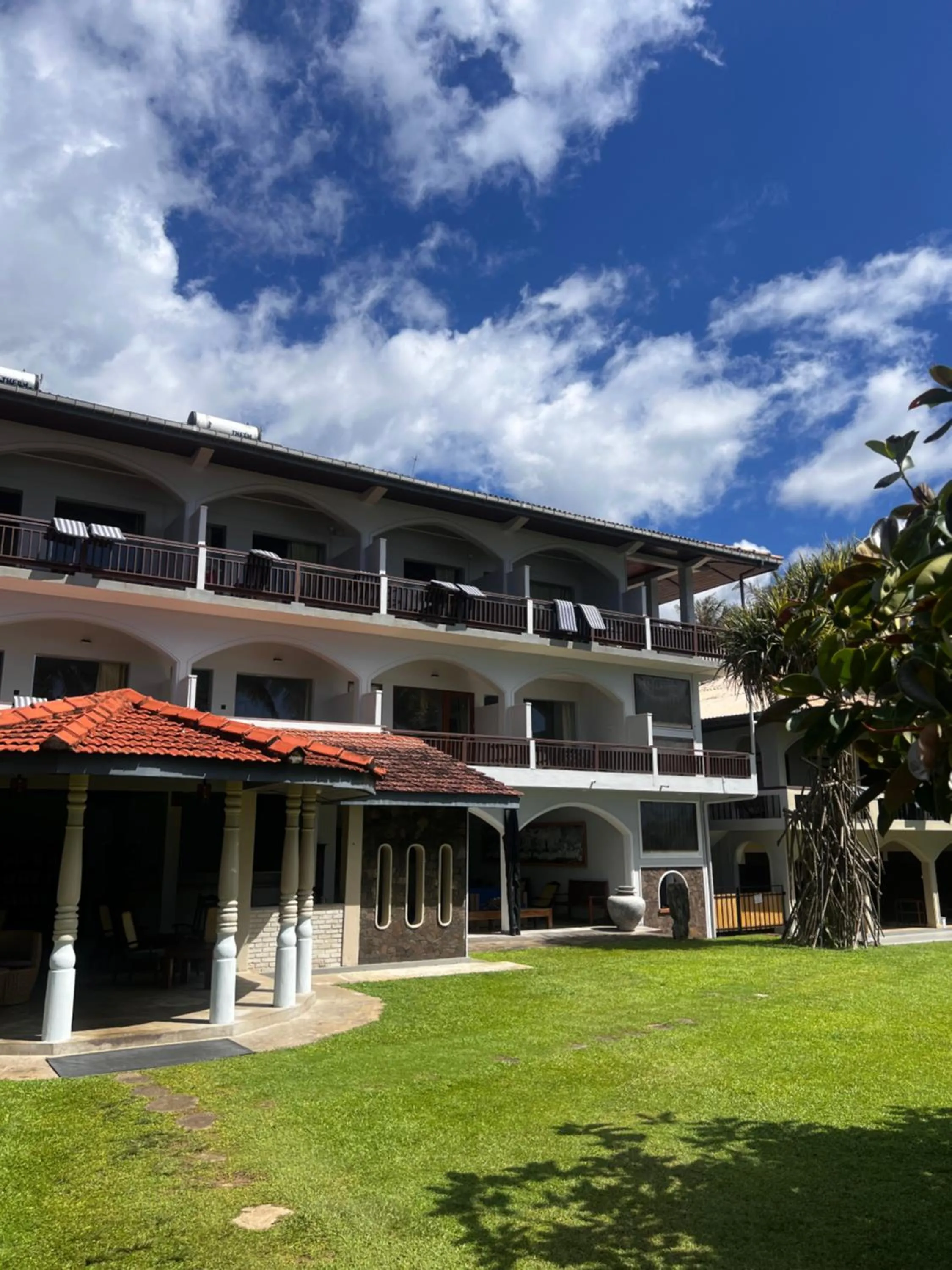 Property building in Sri Gemunu Beach Resort